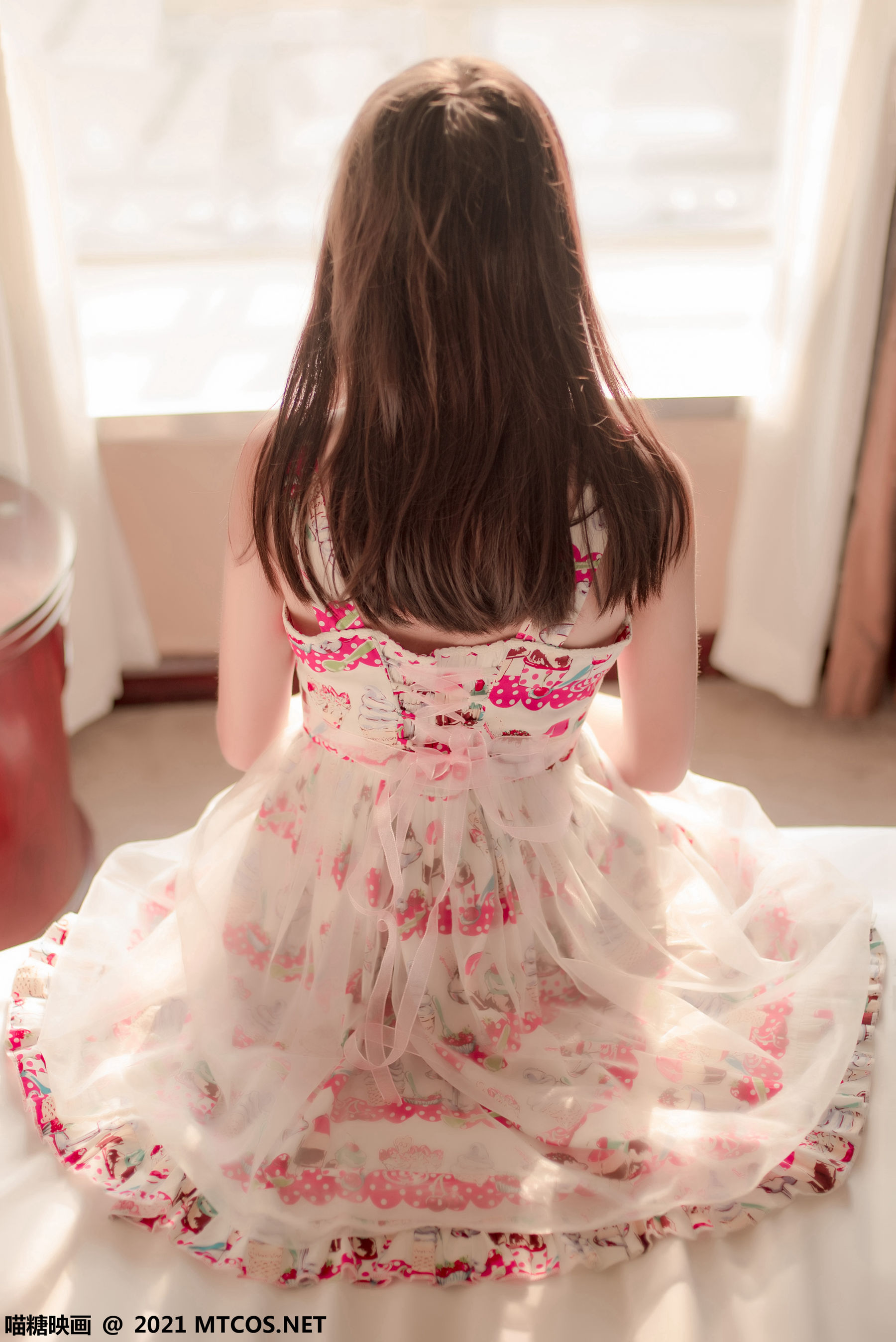 [喵糖映画] VOL.417 草莓裙子_第1张