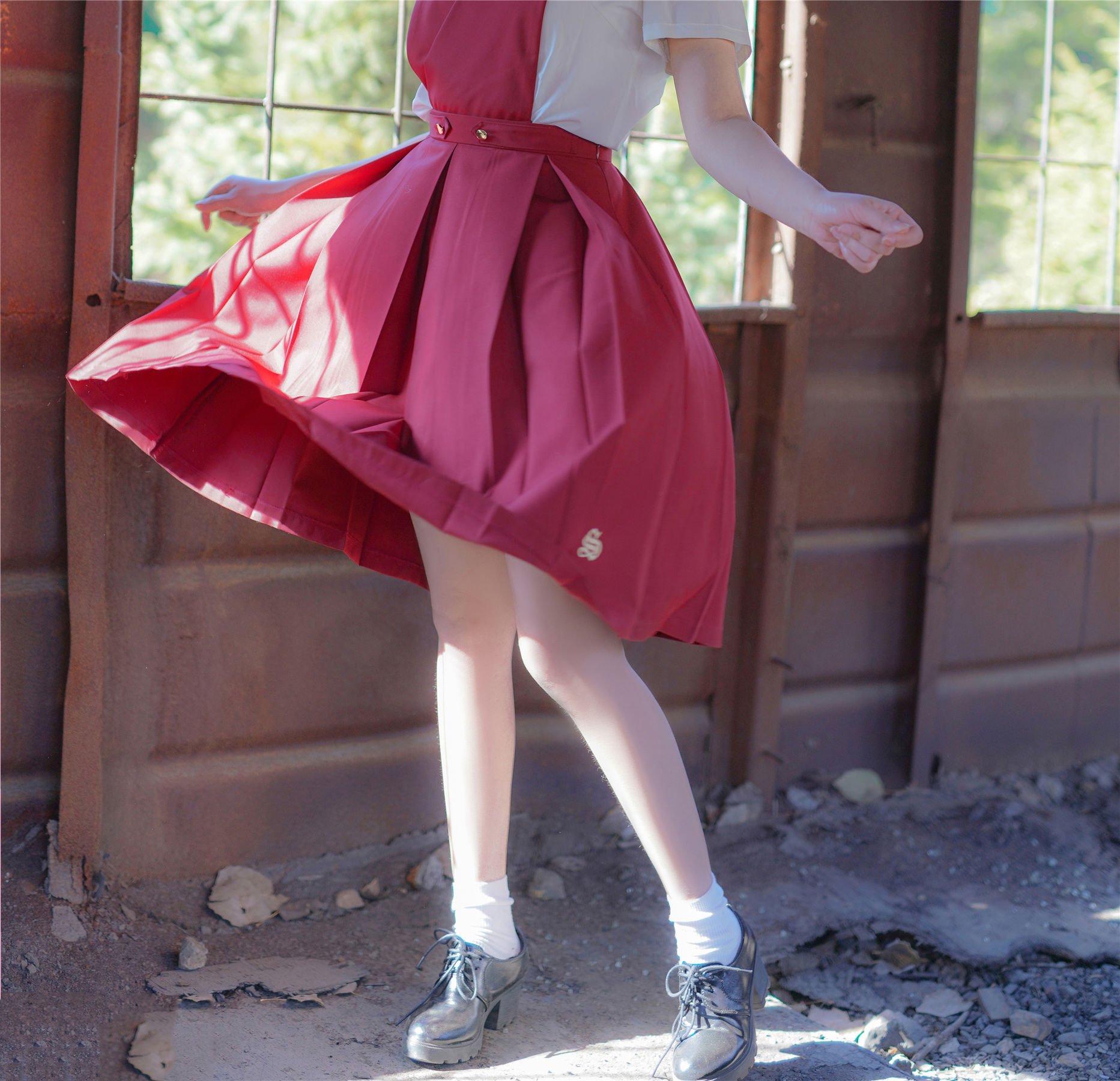 [喵糖映画] VOL.444 沐哥哥mx 红色JK裙_第3张