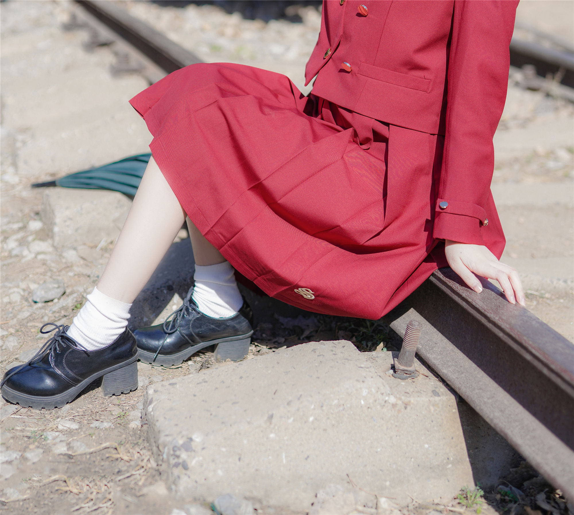 [喵糖映画] VOL.444 沐哥哥mx 红色JK裙_第4张