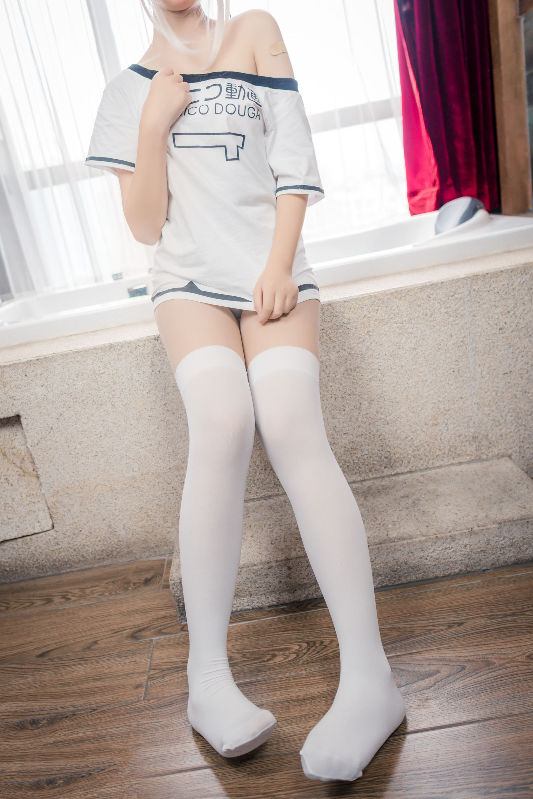 [喵糖映画] VOL.447 凌波酱 写真套图_第2张