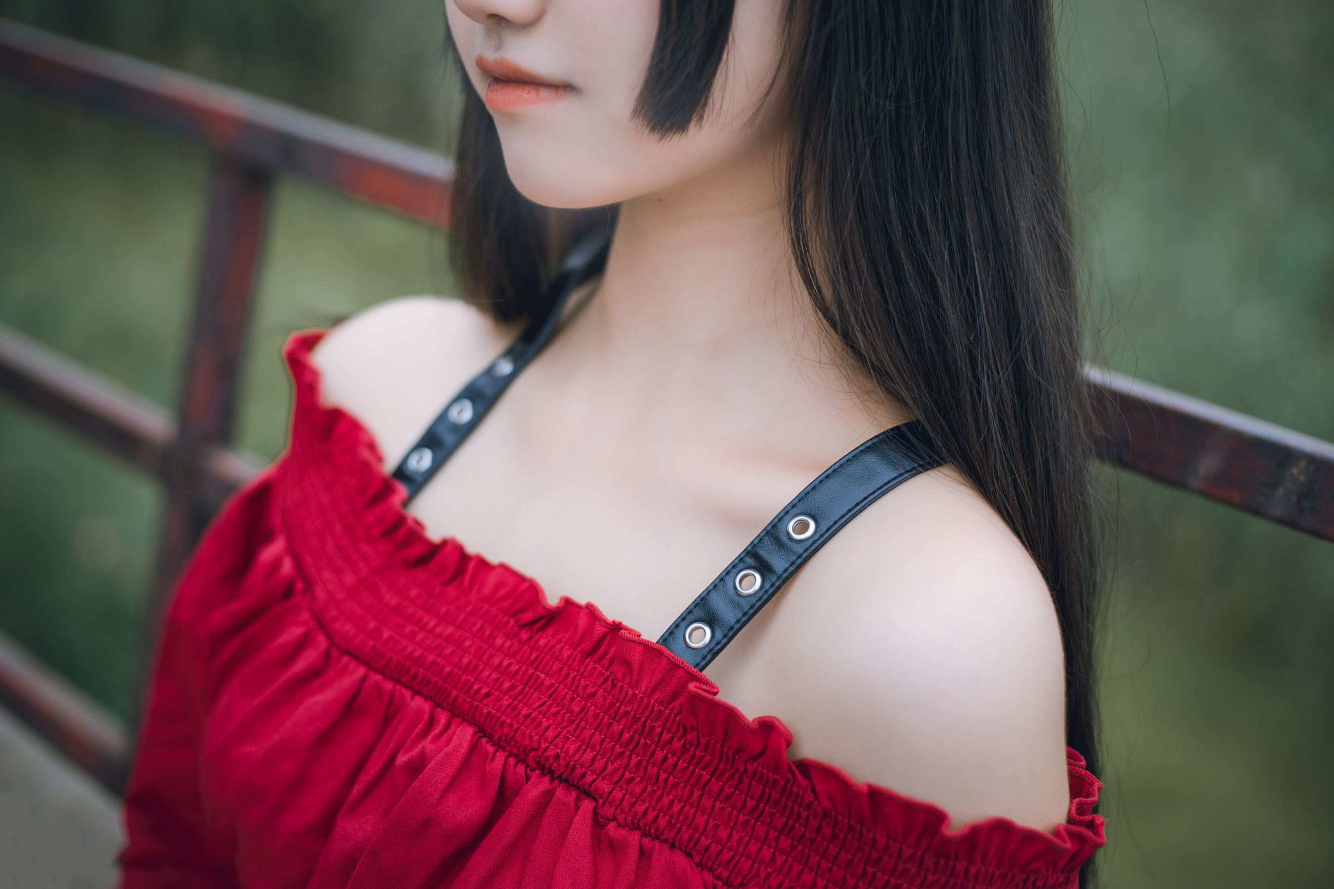 [喵糖映画] VOL.453 lovely呆玄 - 红与黑 写真套图_第2张