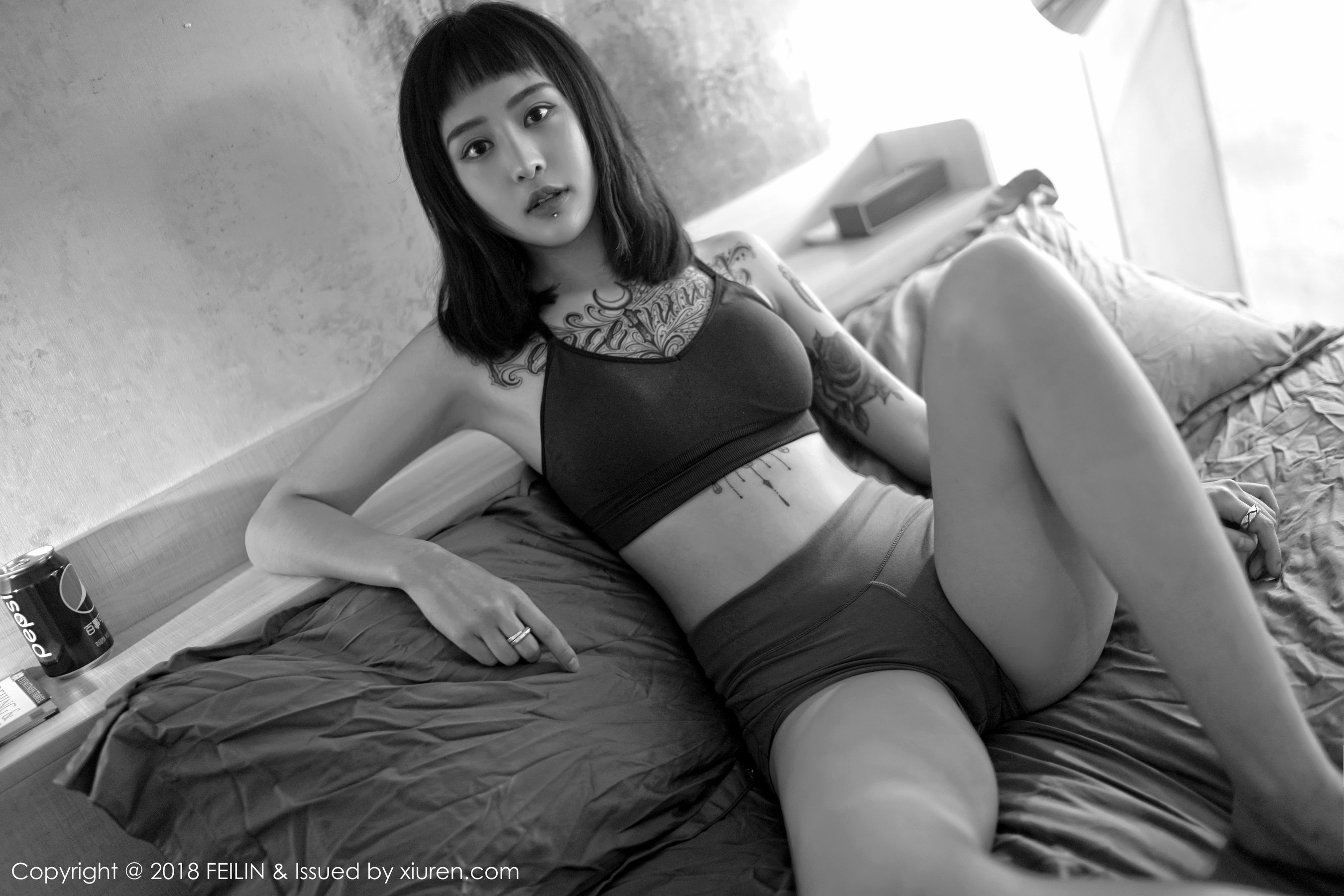 赵艺璇《香烟、纹身、黑白风格照片》 [嗲囡囡FEILIN] VOL.129_第5张