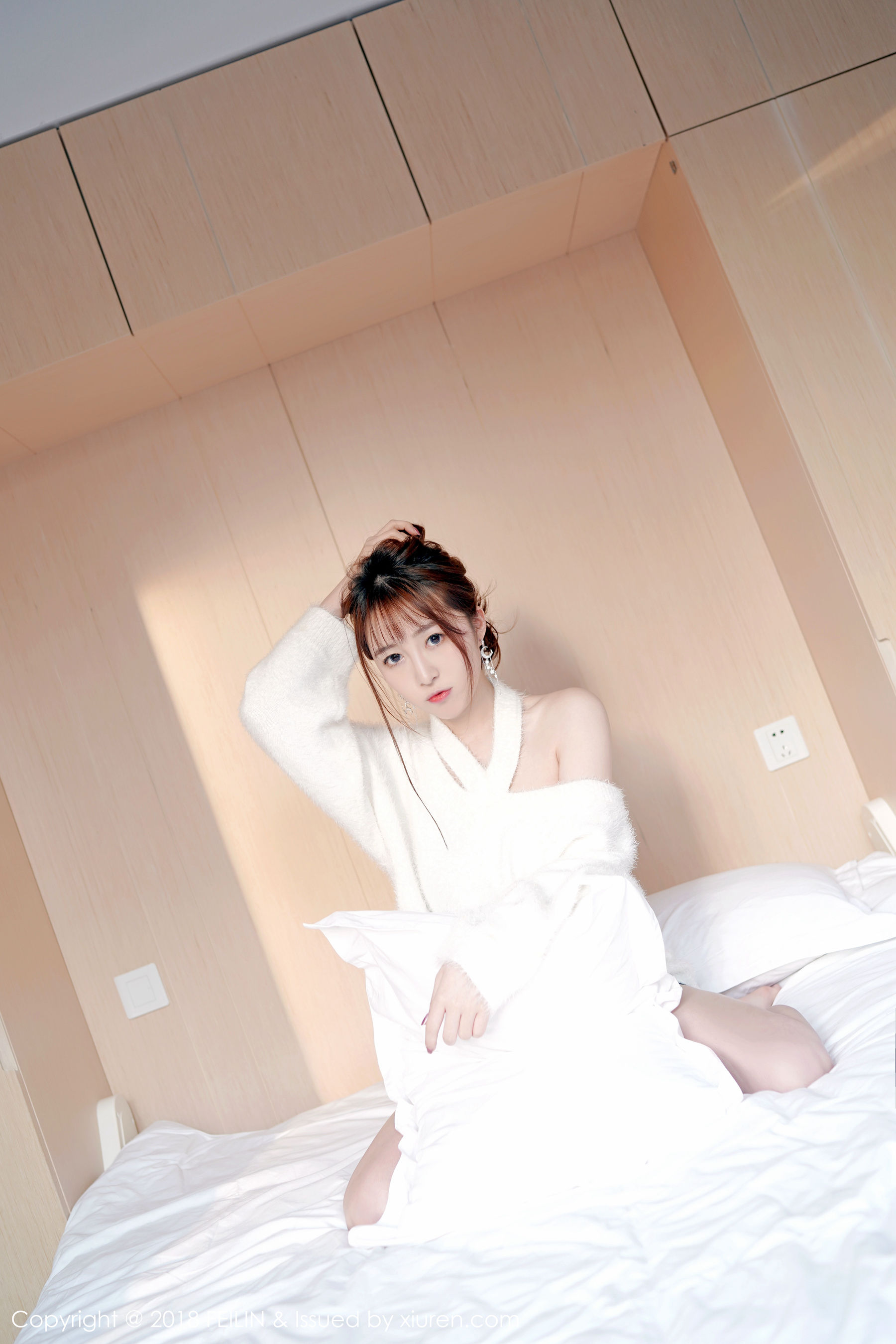 yumi黄奕清《俏皮可爱又性感的迷人》 [嗲囡囡FEILIN] VOL.132_第1张