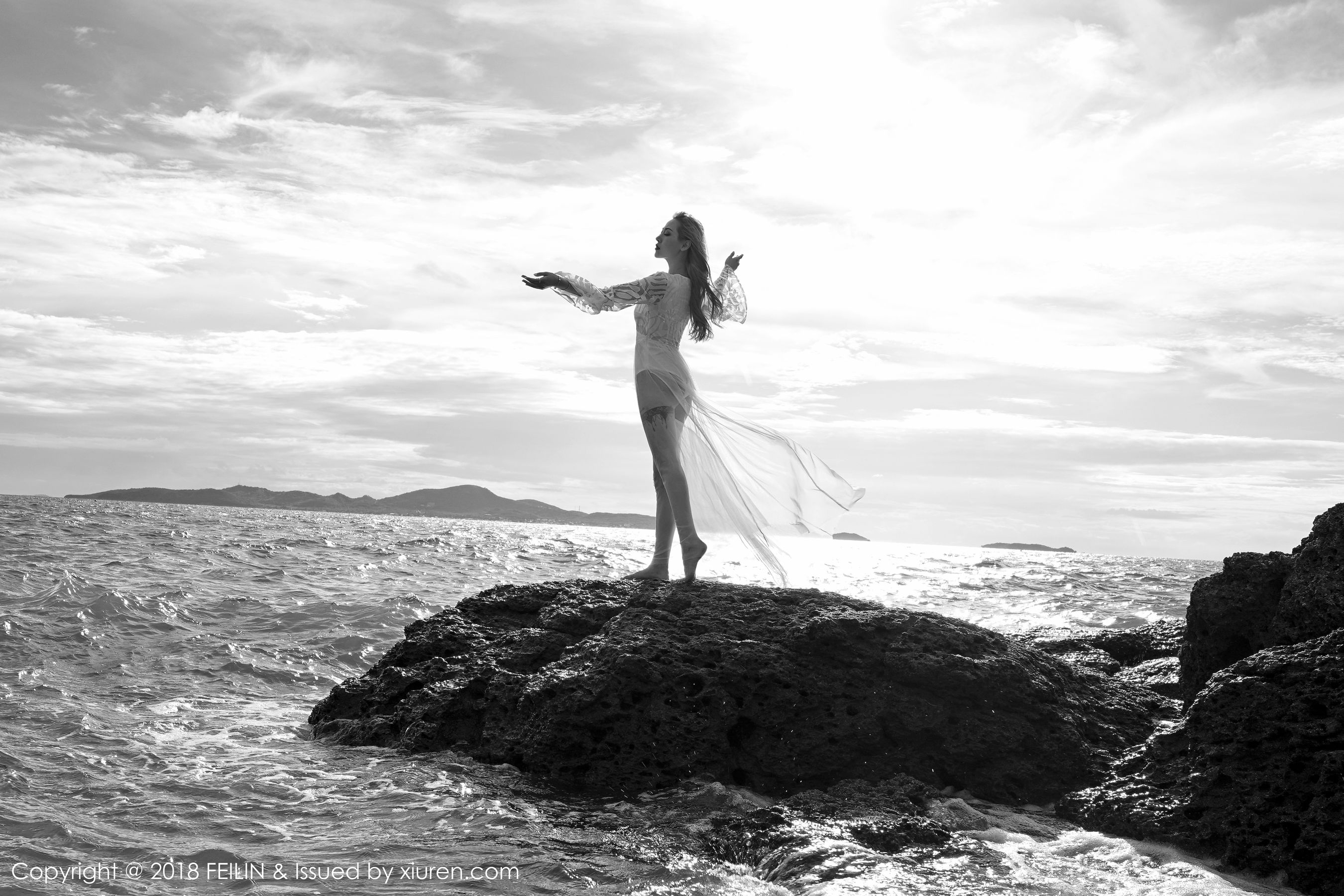 晗大大Via《比基尼湿身》 [嗲囡囡FEILIN] VOL.136_第1张