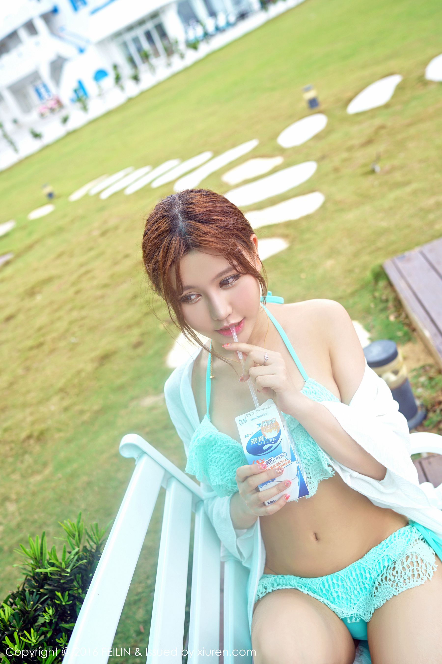 Milk楚楚《2套内衣+小清新装扮》 [嗲囡囡FEILIN] Vol.048_第2张