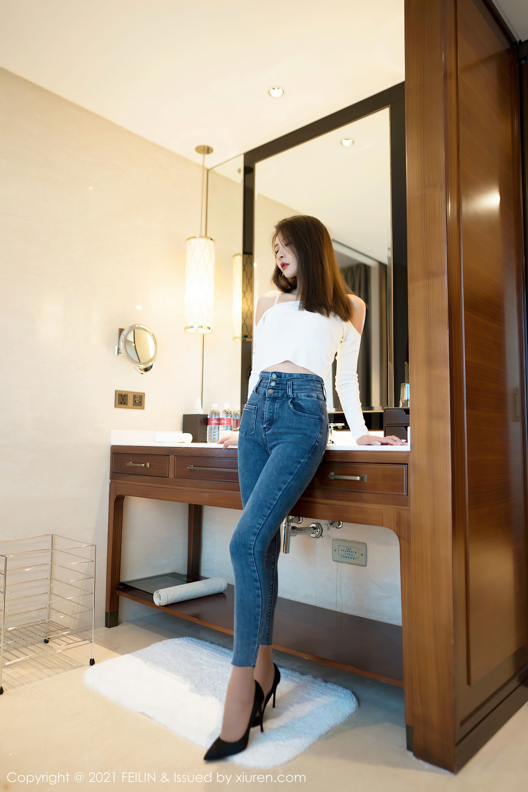 [嗲囡囡FEILIN] VOL.389 Emily顾奈奈_第2张