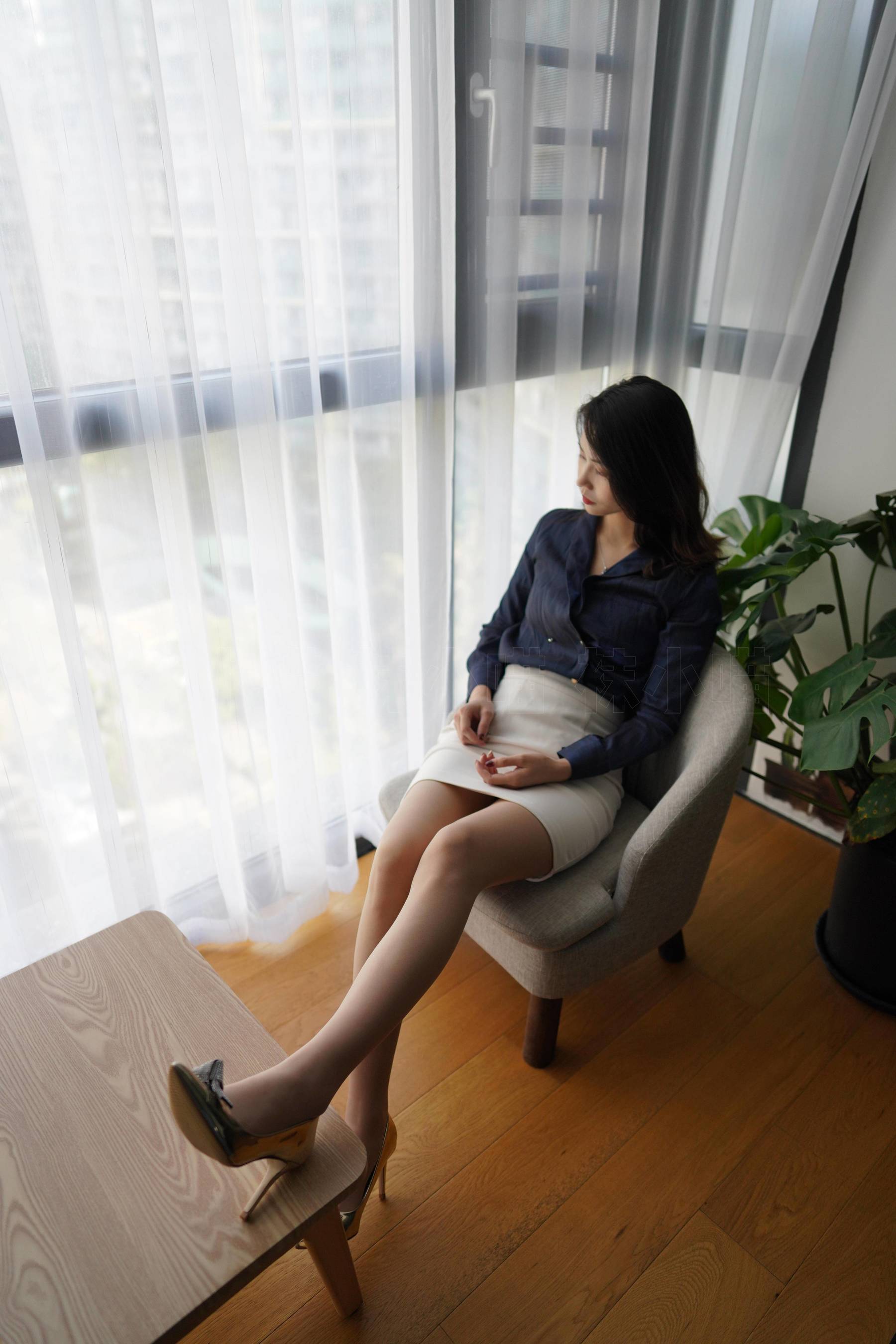 [壹吻映画] YW002 雅妍《清爽职业装》_第2张