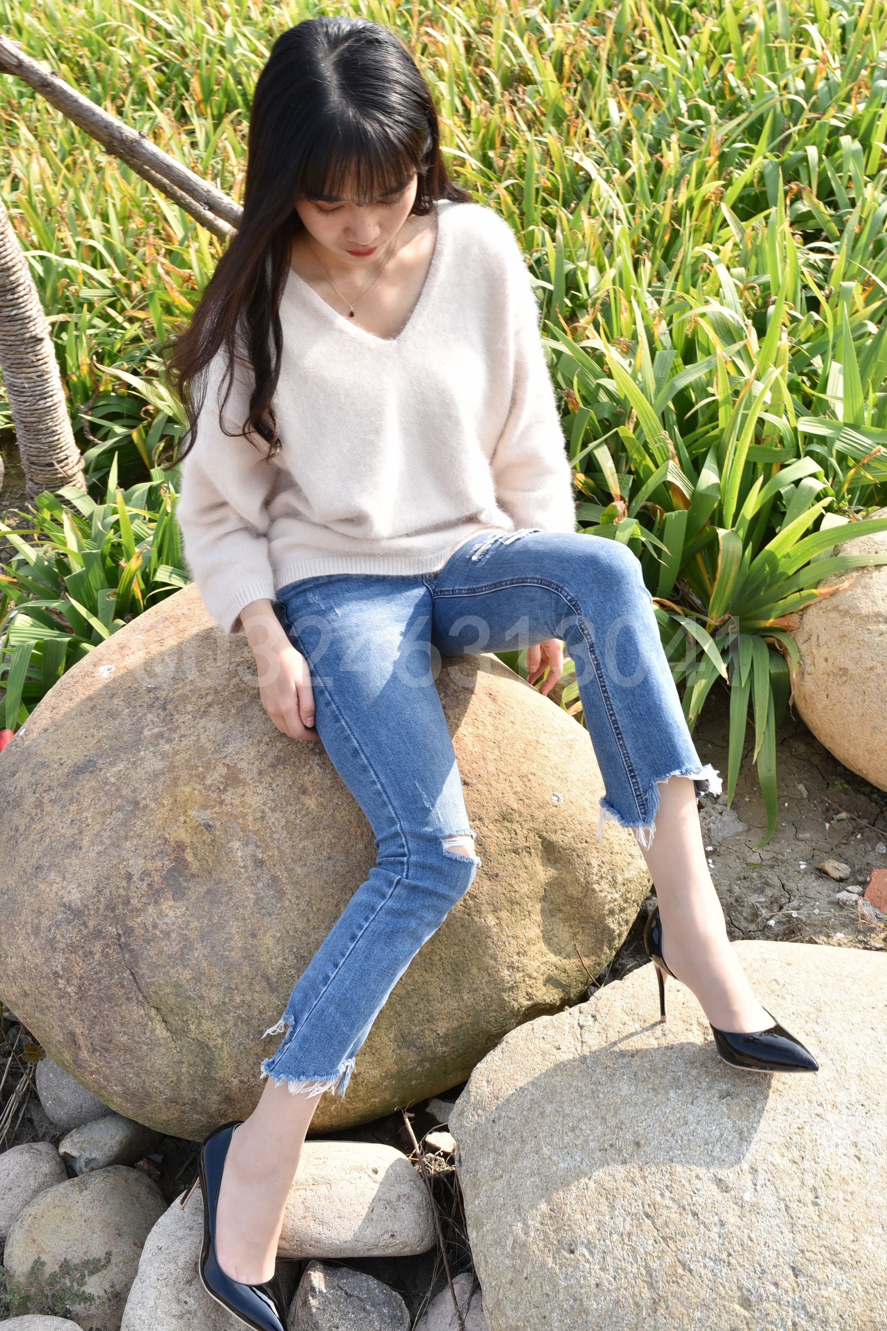 [大生模拍] No.046 嘉嘉 裤内有丝_第3张