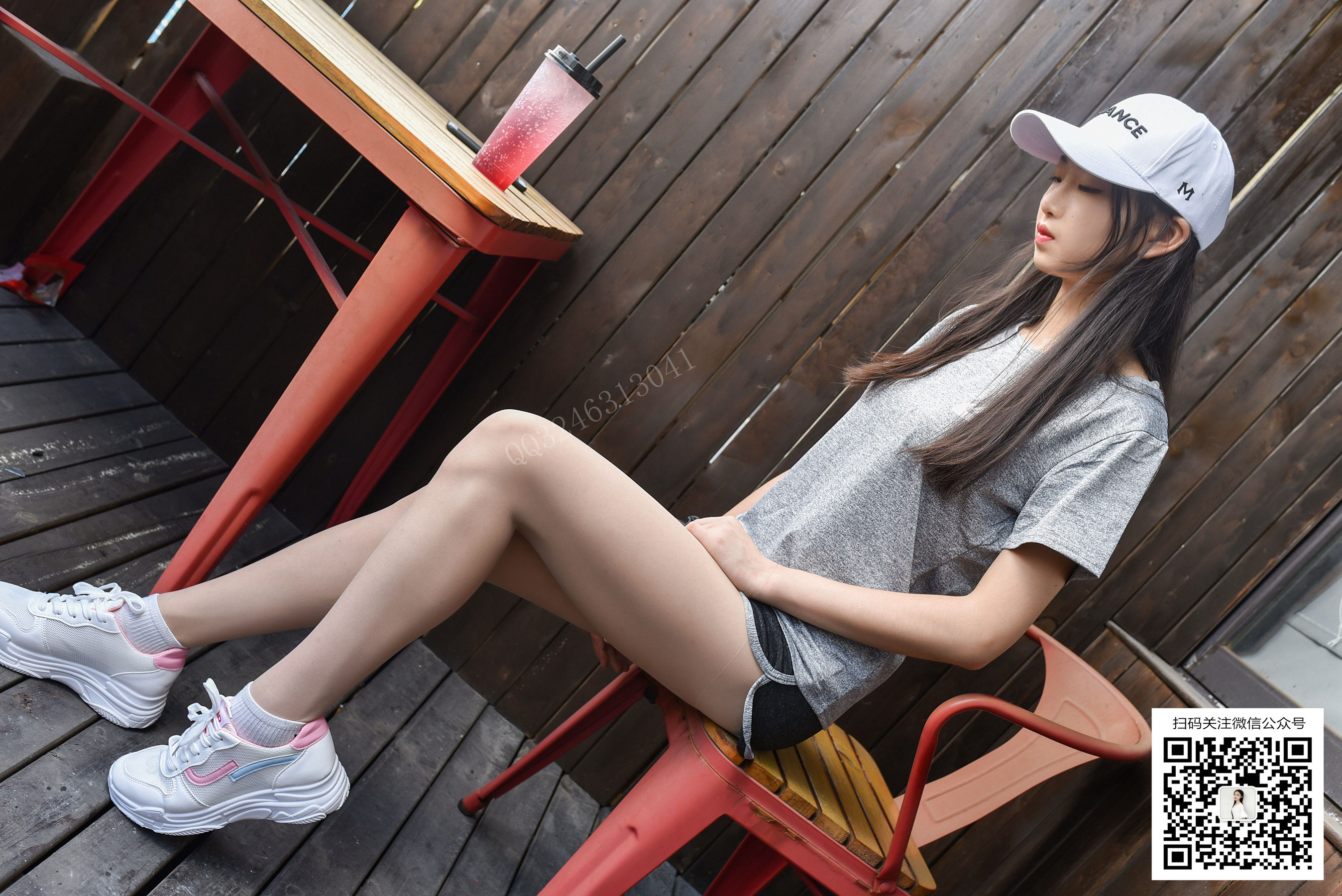 [大生模拍] No.079 雯雯 下午茶肉丝小可爱_第1张