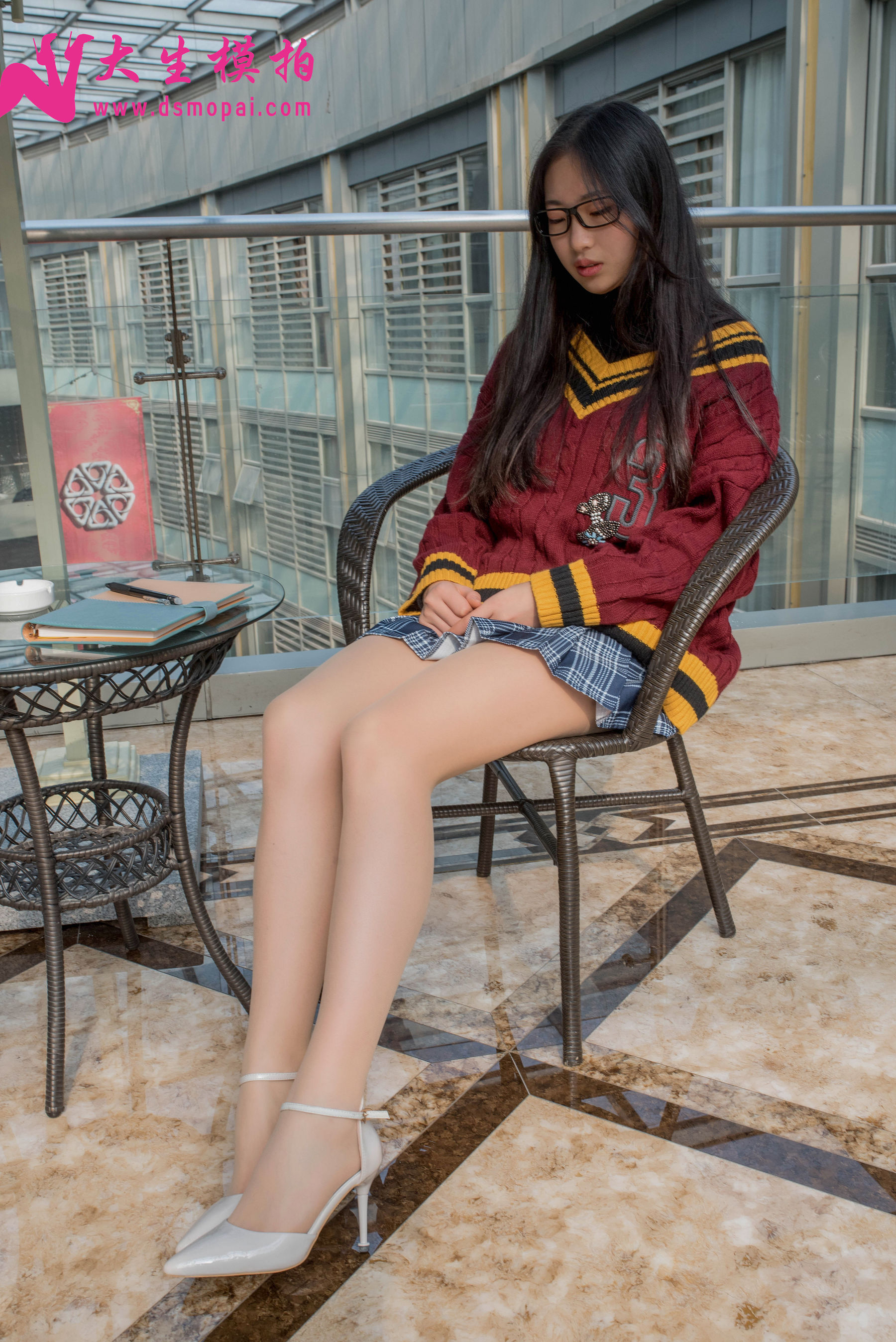 [大生模拍] No.102 雯雯 肉丝小秘书_第1张