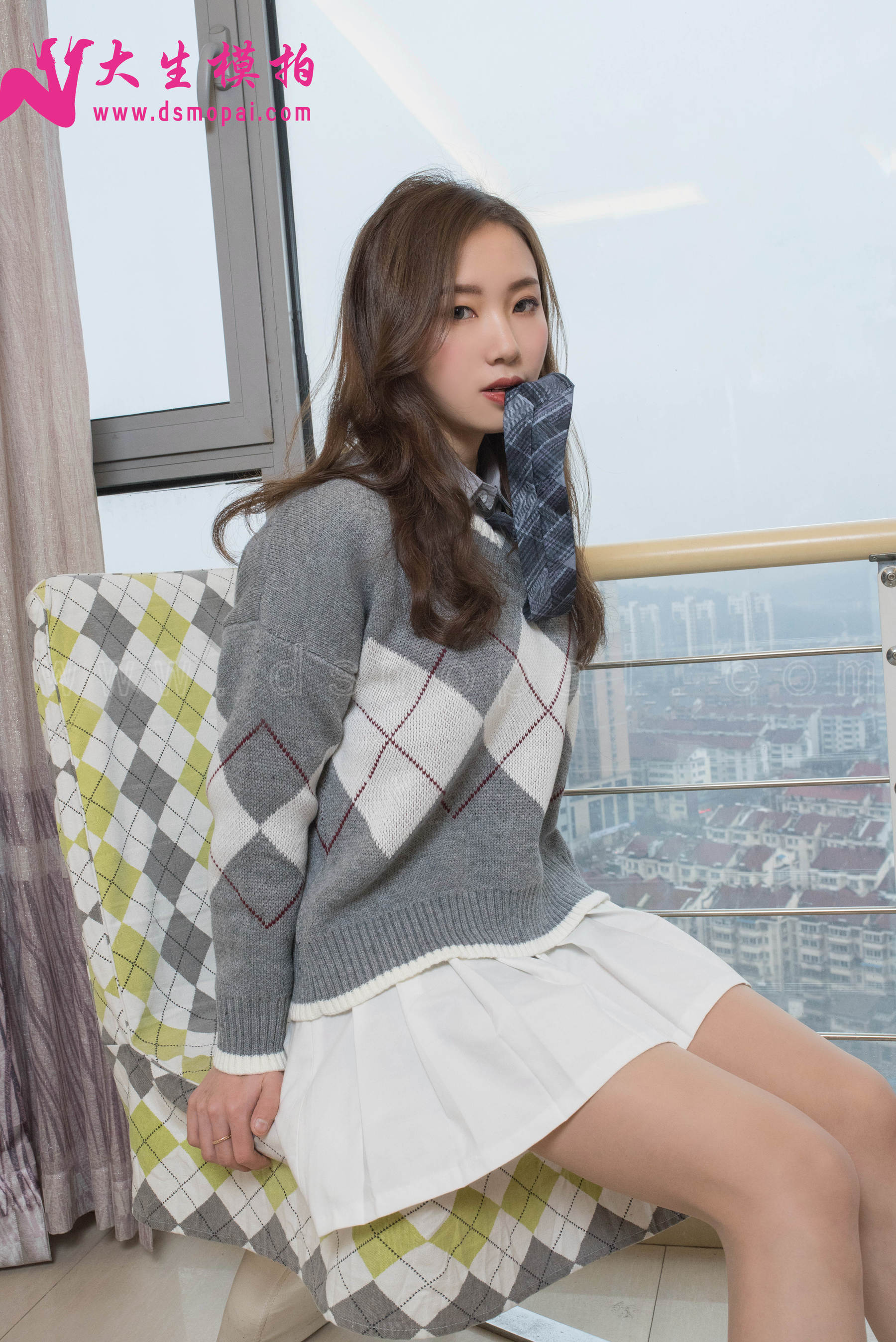 [大生模拍] No.108 允儿 落地窗边美丝丝_第4张