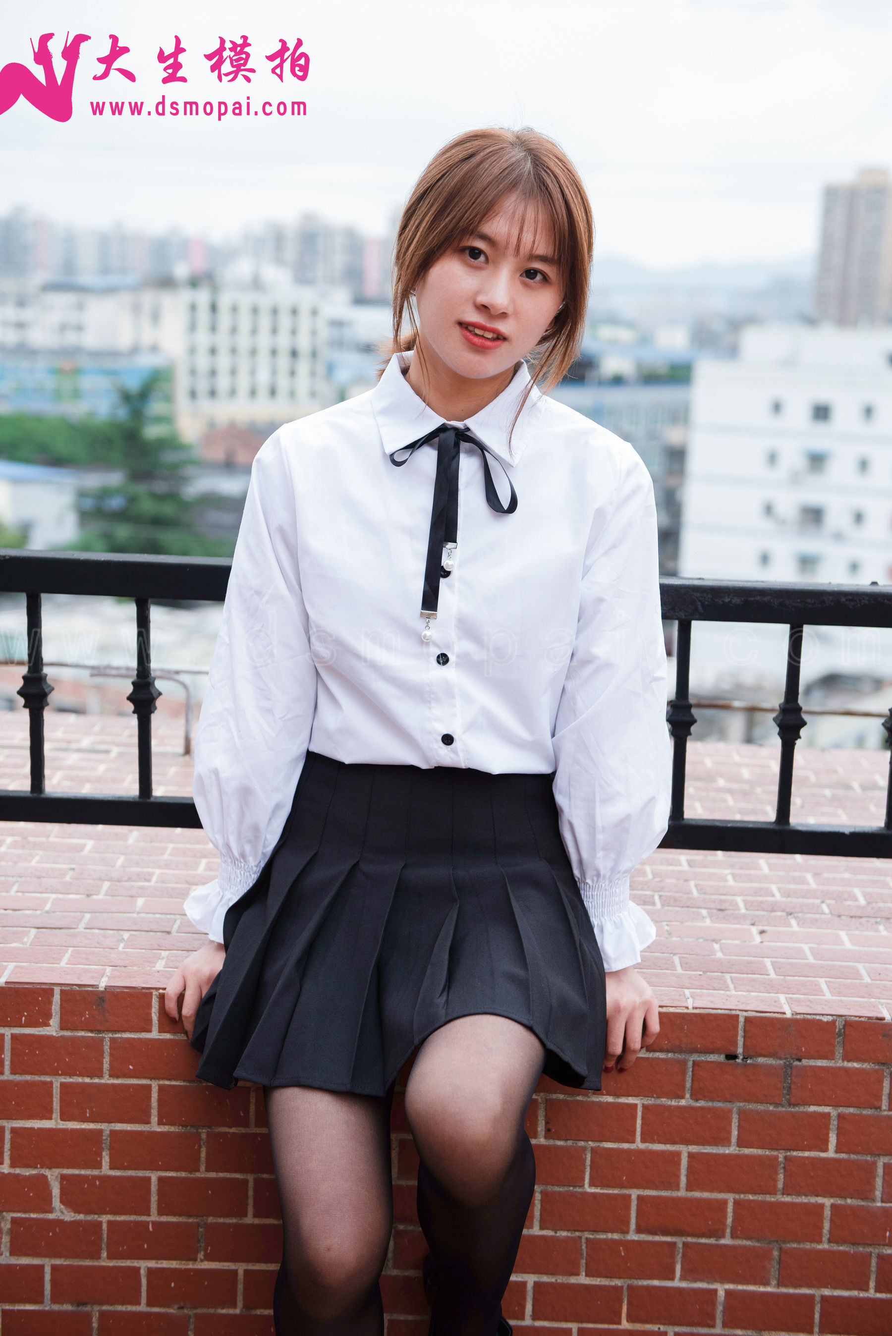 [大生模拍] No.152 小颖 学院黑丝_第1张