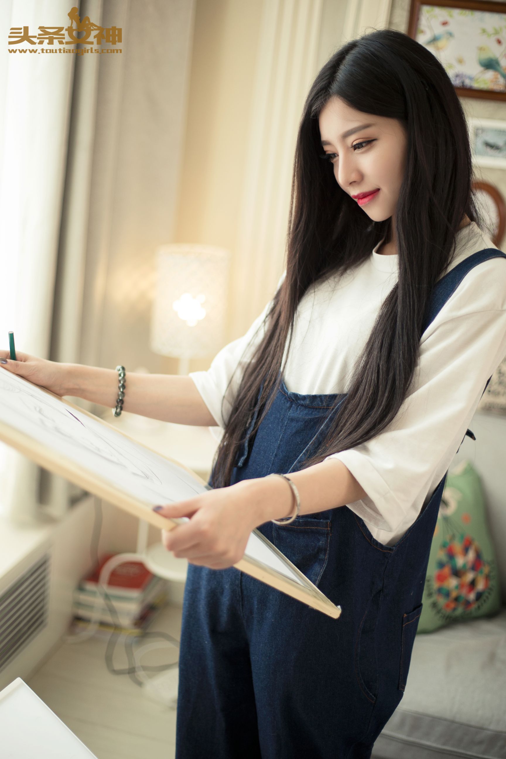 COCO《油画小学妹》 [头条女神]_第5张