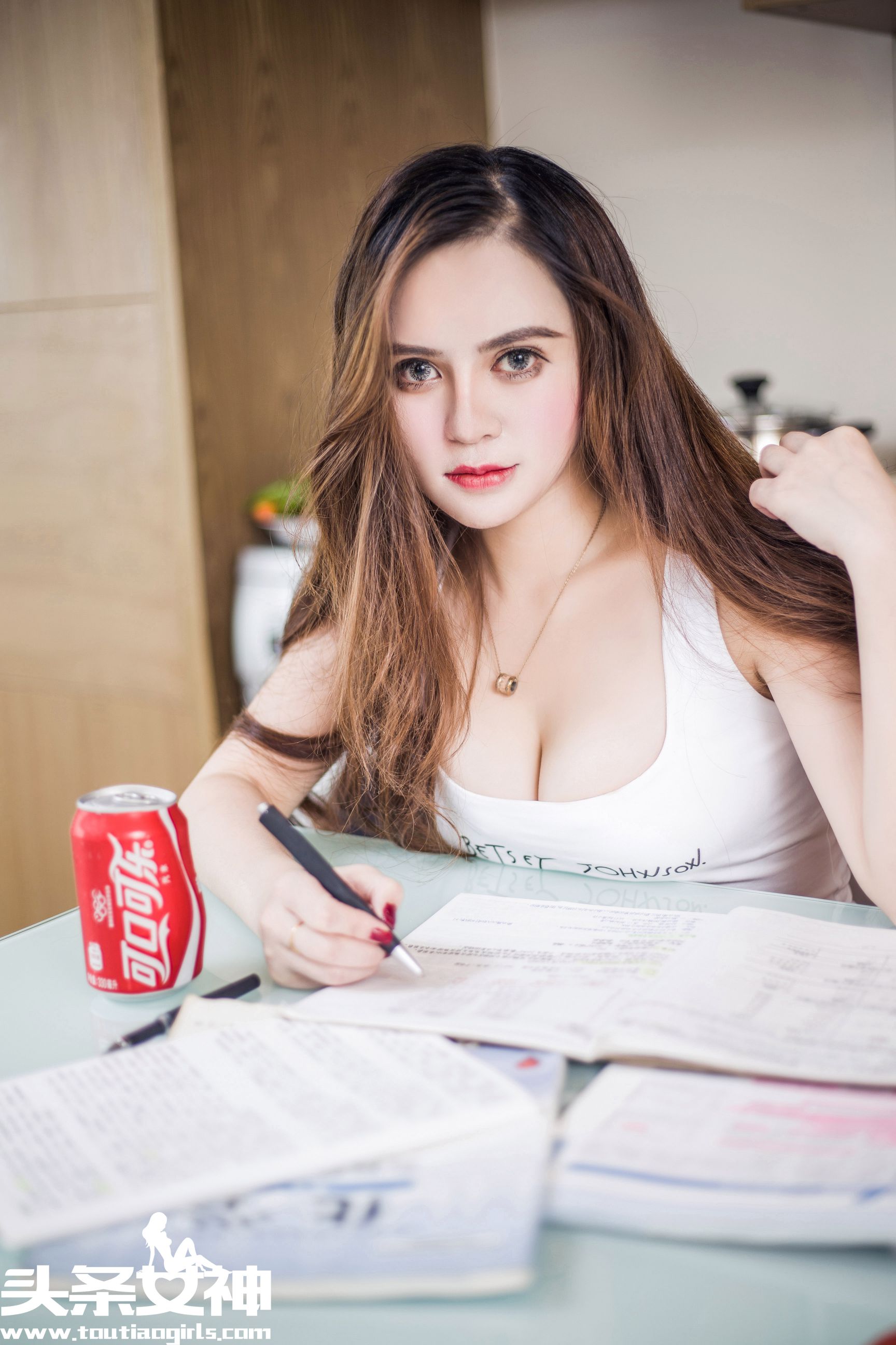 崔爱熙《混血萝莉》 [头条女神]_第4张