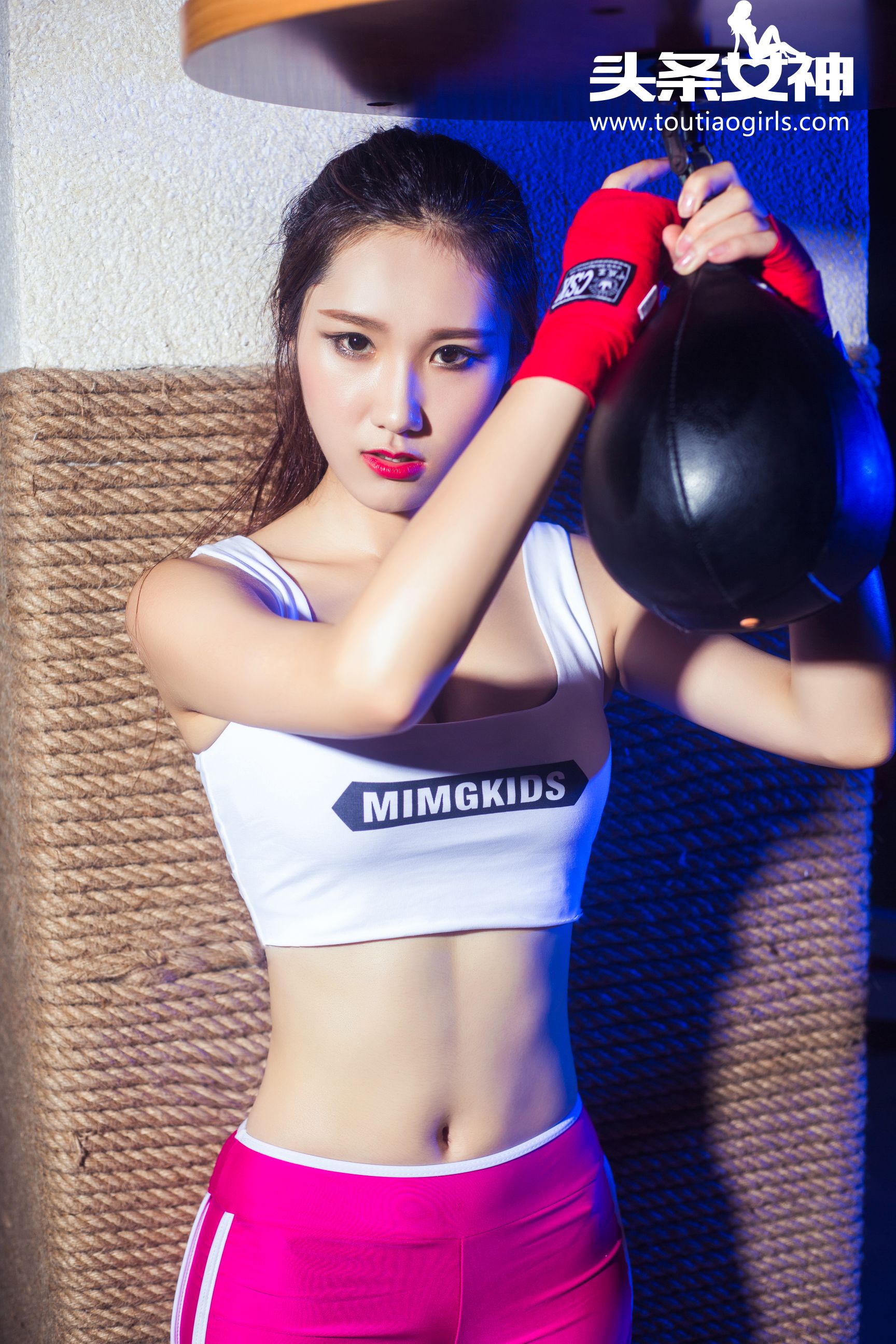 张子珂《魅惑搏击》 [头条女神]_第3张