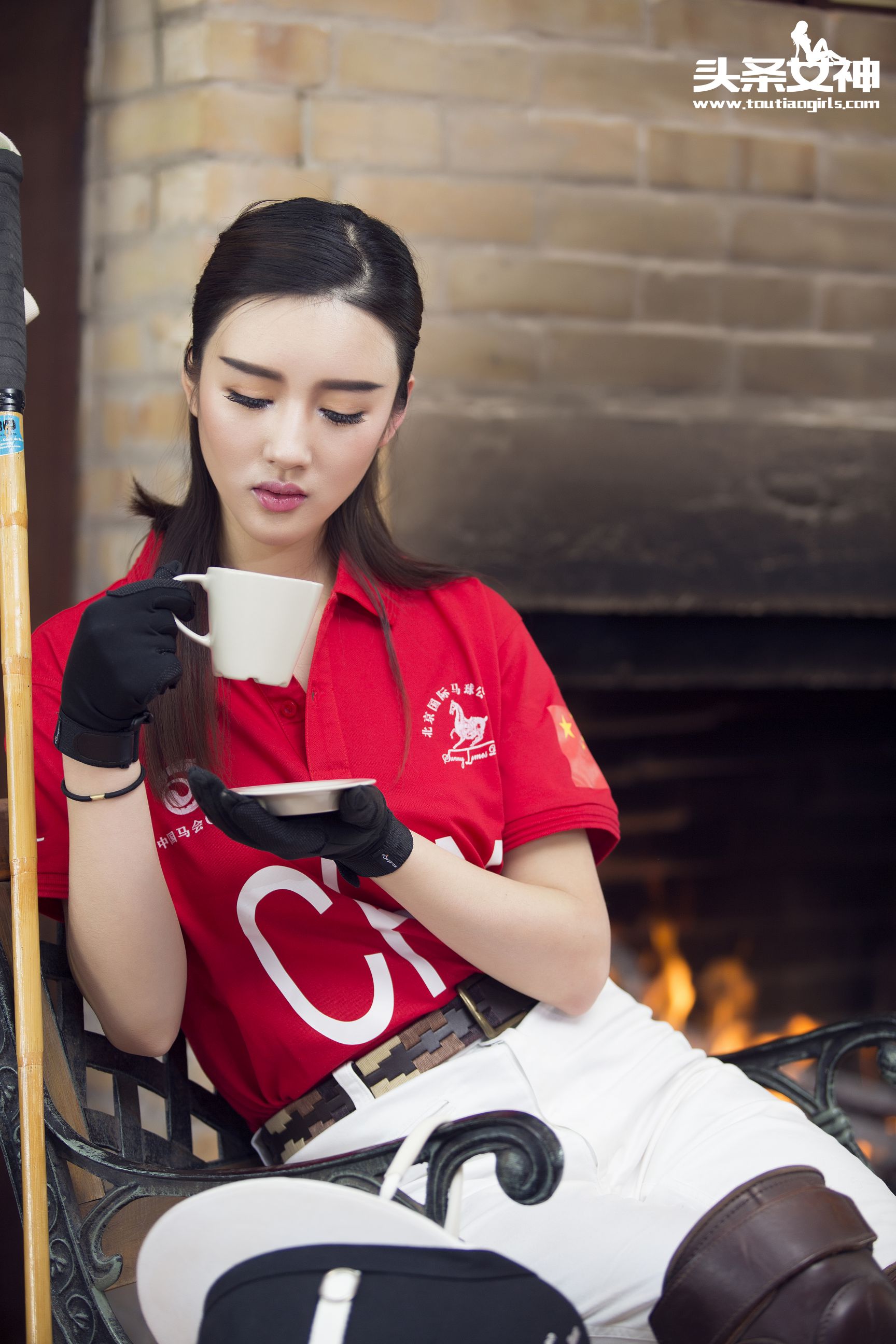 郭婉婷《马场青春》 [头条女神]_第2张