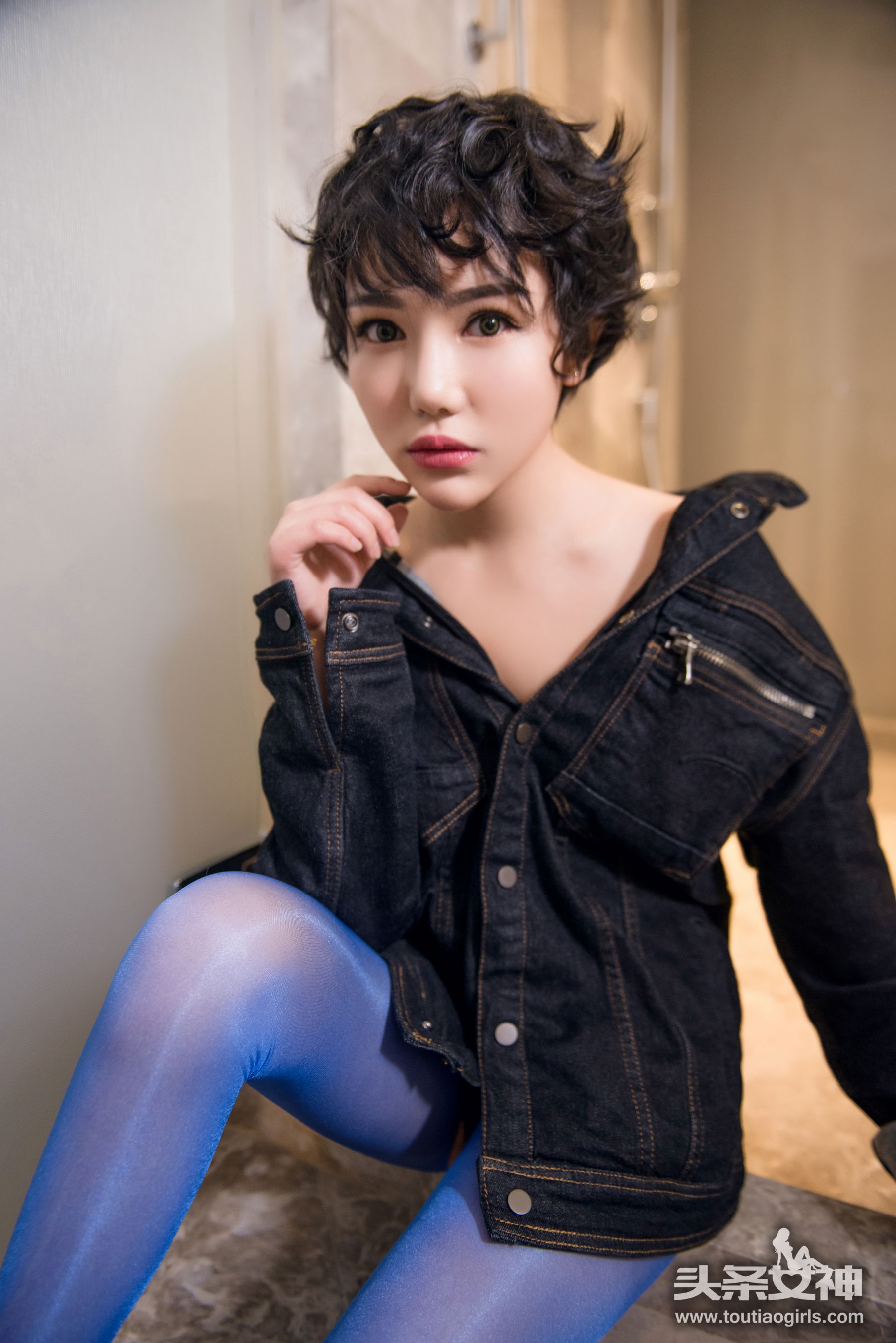 大悦悦《老Roger的官邸 剃须刀系列》 [头条女神] VIP专享_第2张