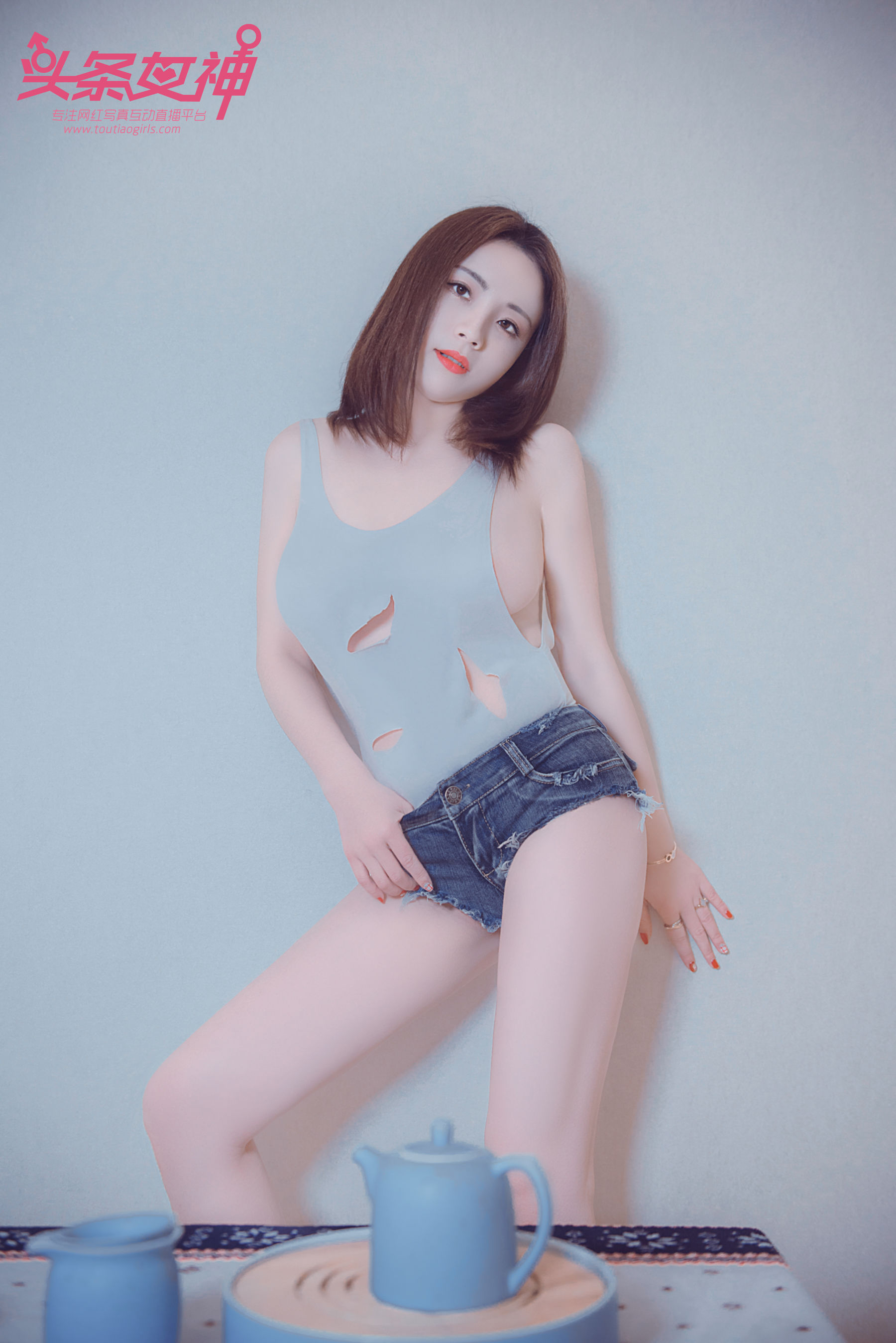 迪爱儿《波涛跨栏背心》 [头条女神Toutiaogirls]_第1张