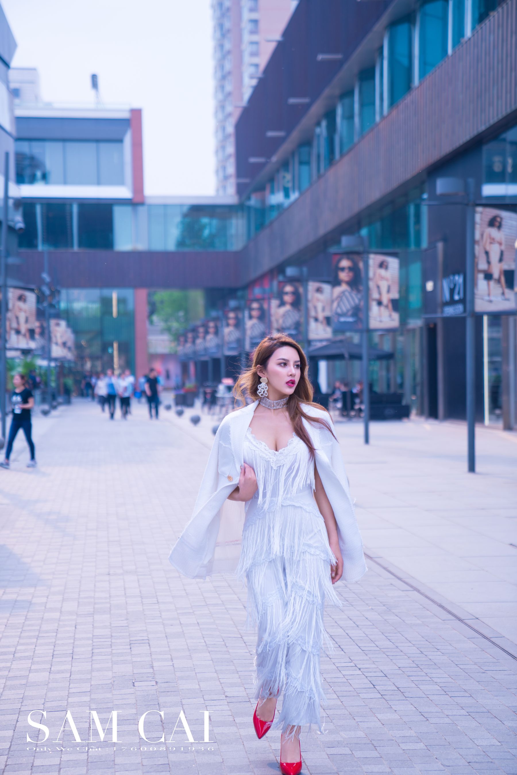 《梦游仙境》 [头条女神Toutiaogirls]_第3张