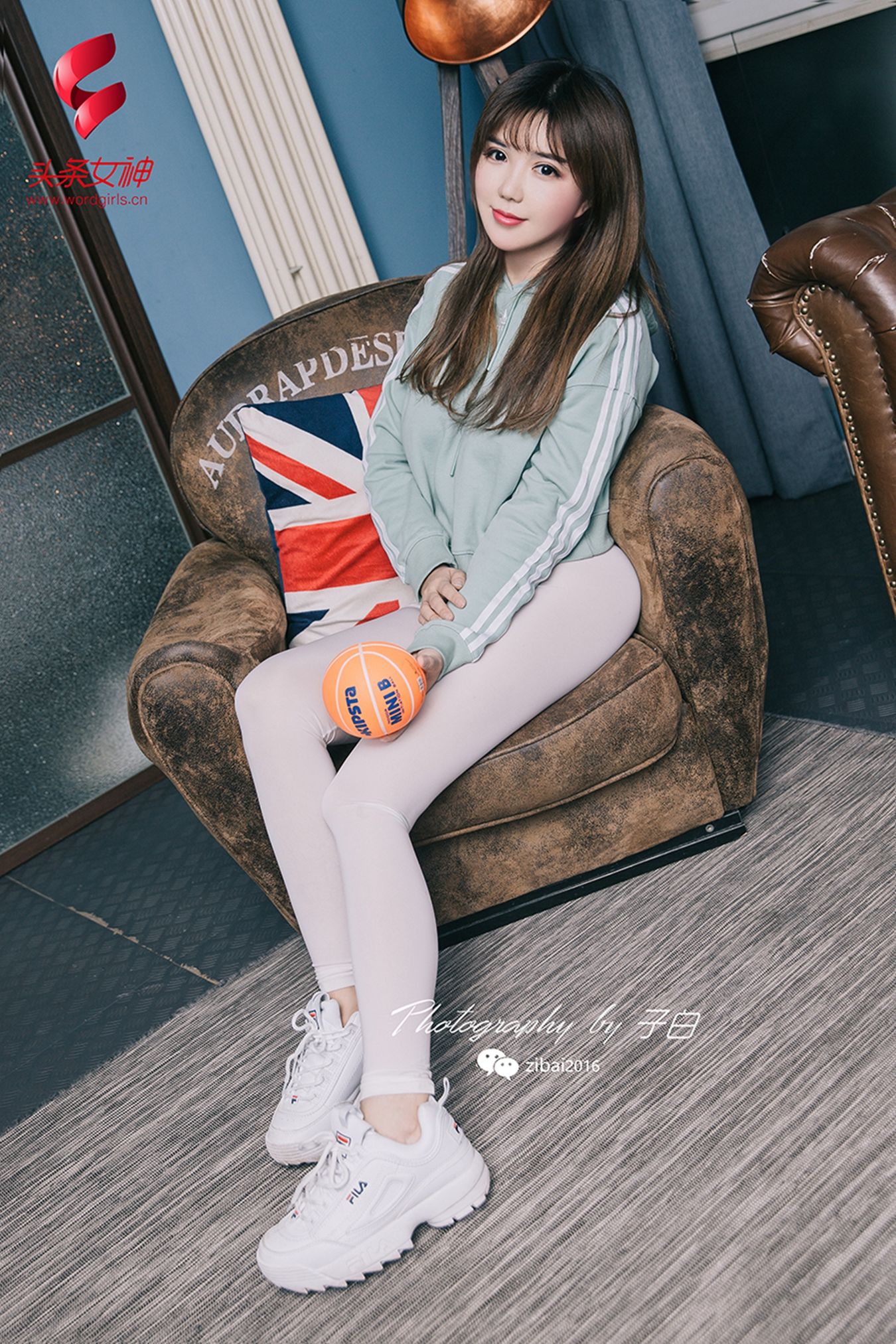 [头条女神TouTiao]  美伊 贤惠美少女_第1张