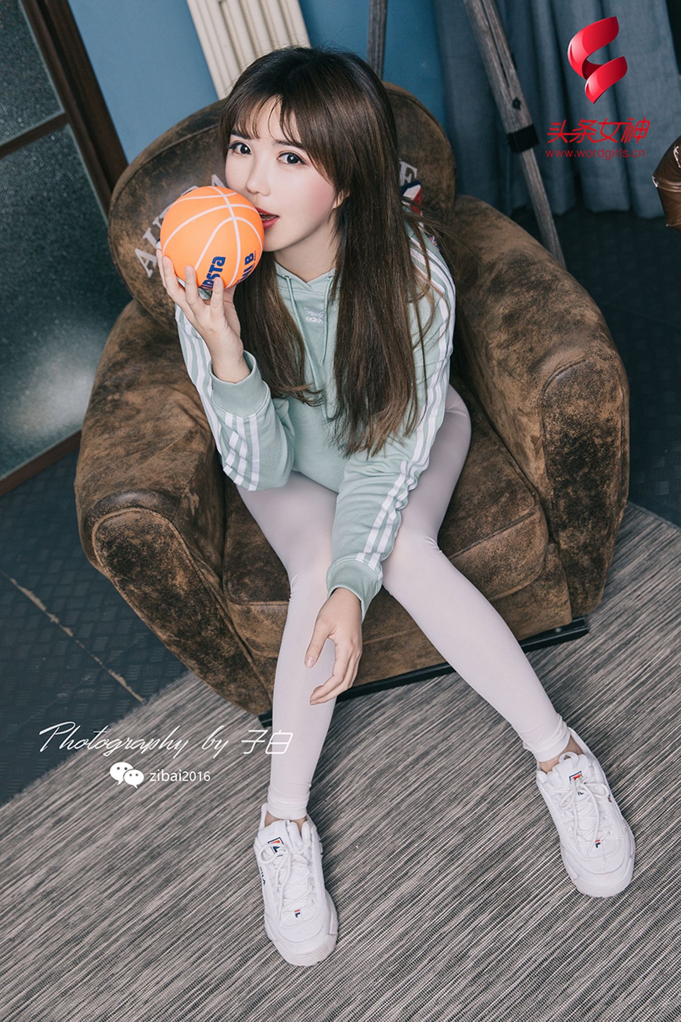 [头条女神TouTiao]  美伊 贤惠美少女_第2张