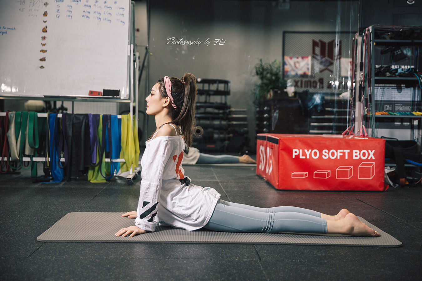 [头条女神TouTiao]  莫晓希 女神瑜伽_第4张