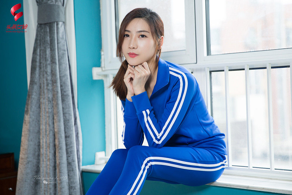 [头条女神TouTiao] 2019.08.12 舒文_第3张