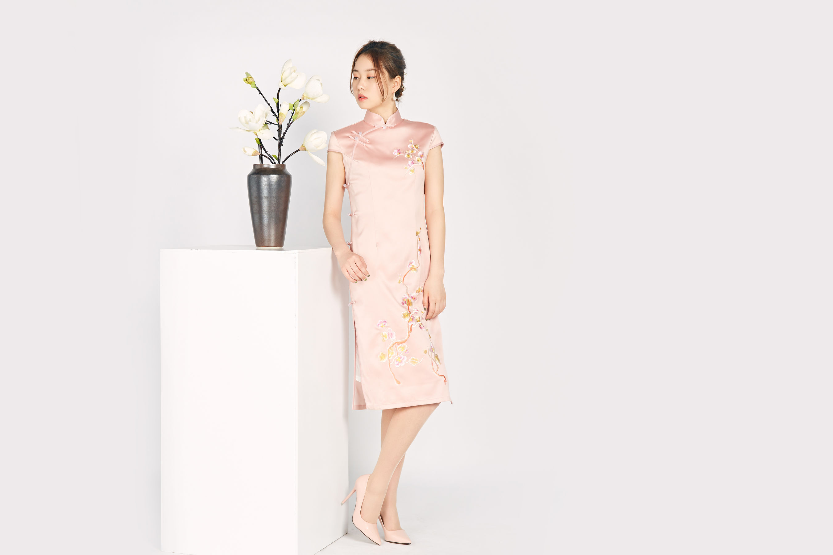 [奈丝] NO.051 璐璐 一身裸粉_第2张