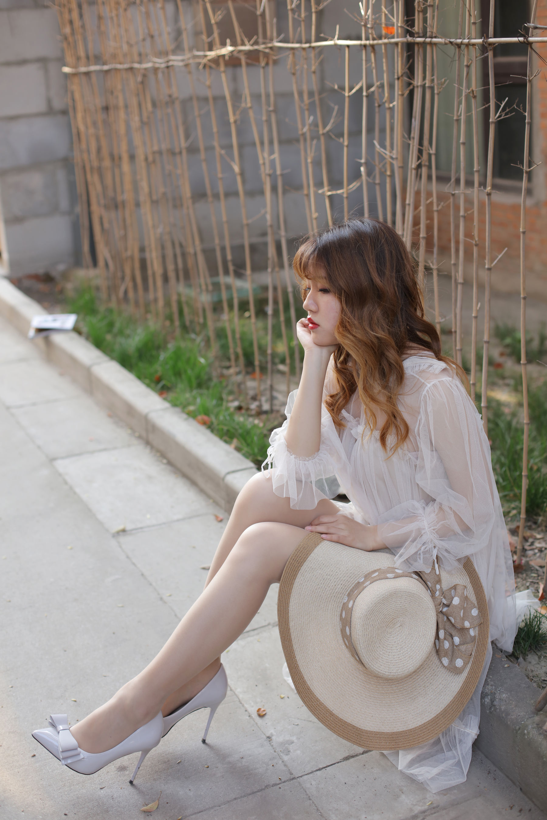 [奈丝] NO.056 高高 故事的小黄花_第4张