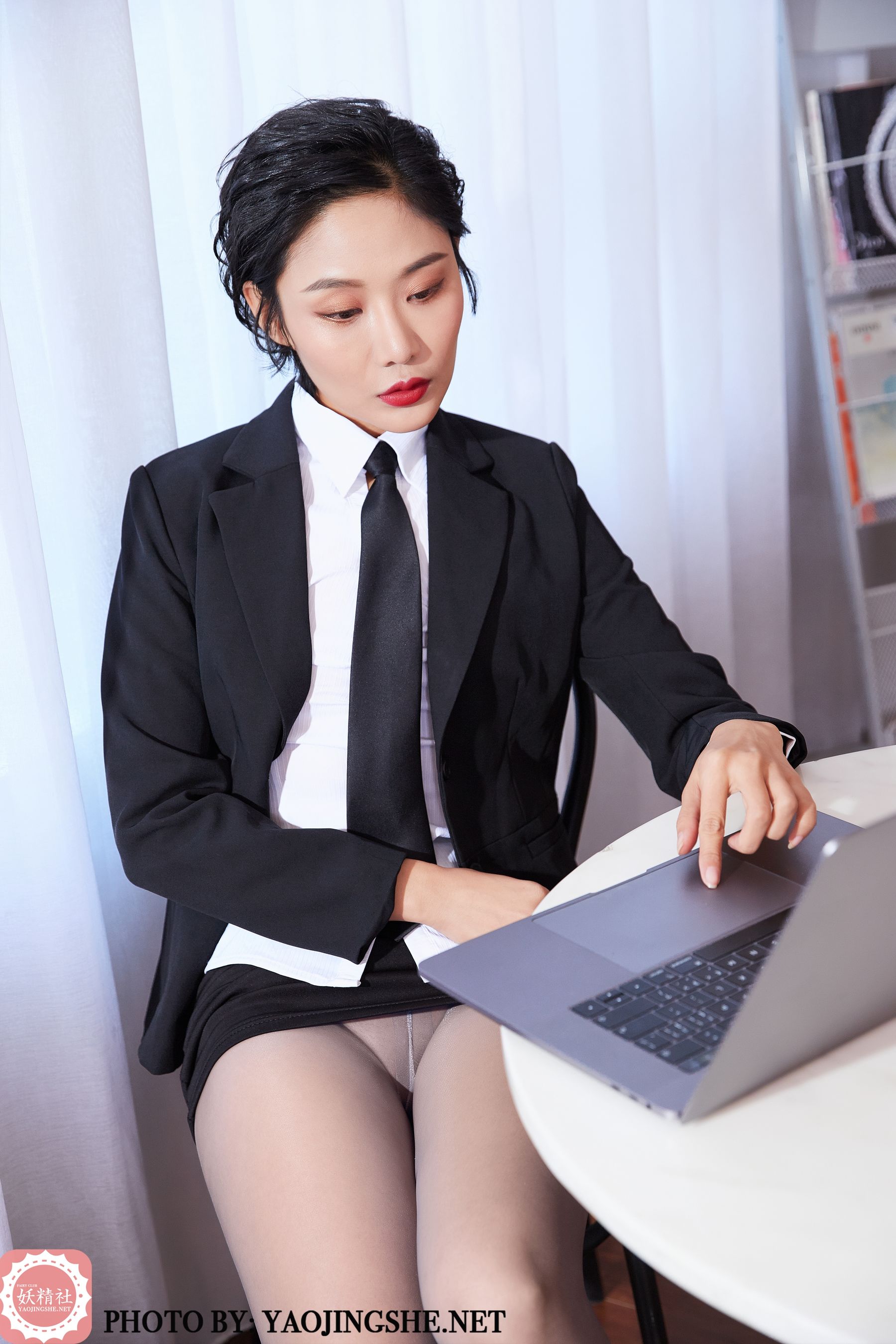 [妖精社YAOJINGSHE] T2009 可可 经理的一天_第4张