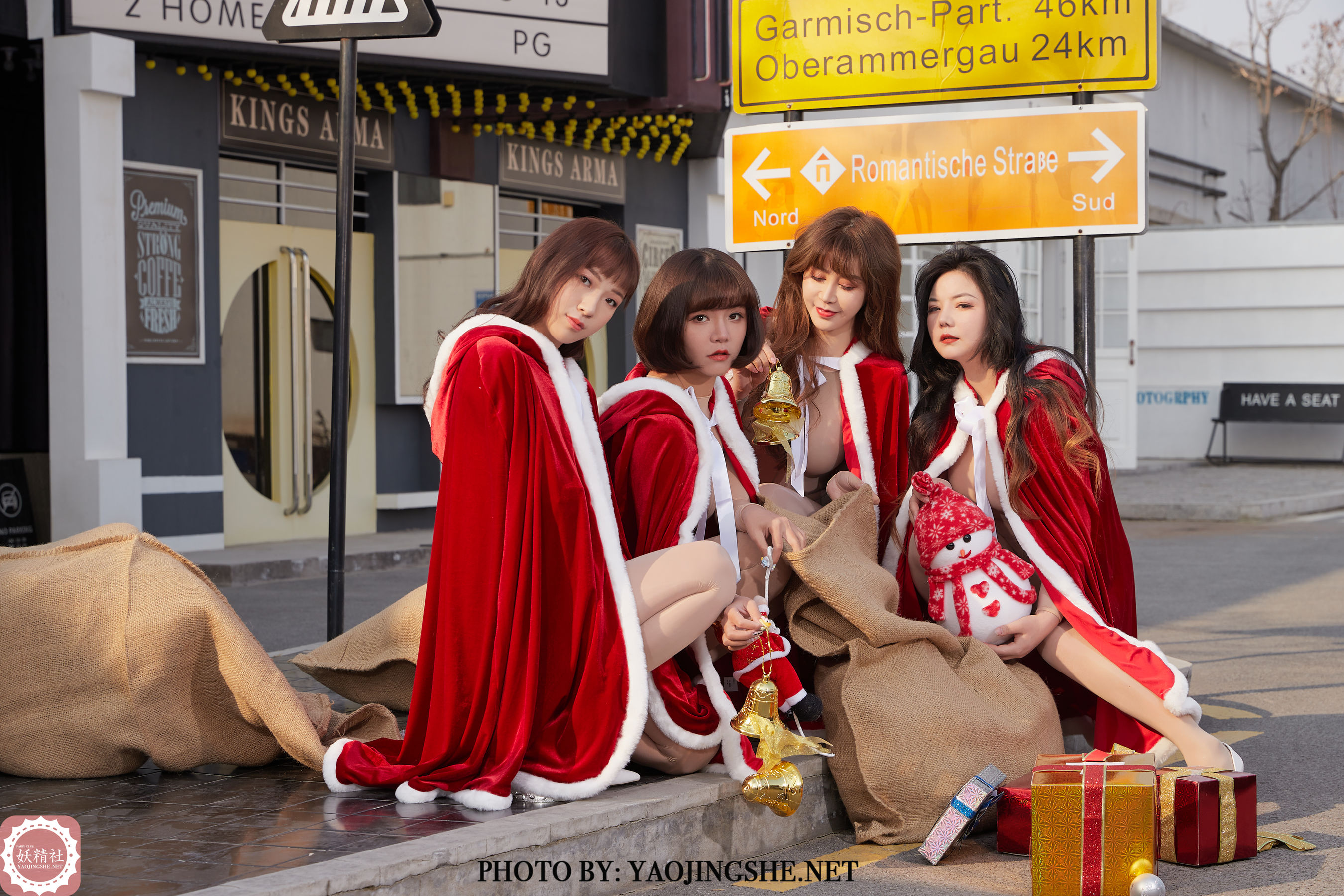 [妖精社YAOJINGSHE] T2110 众女神 家庭聚会_第1张