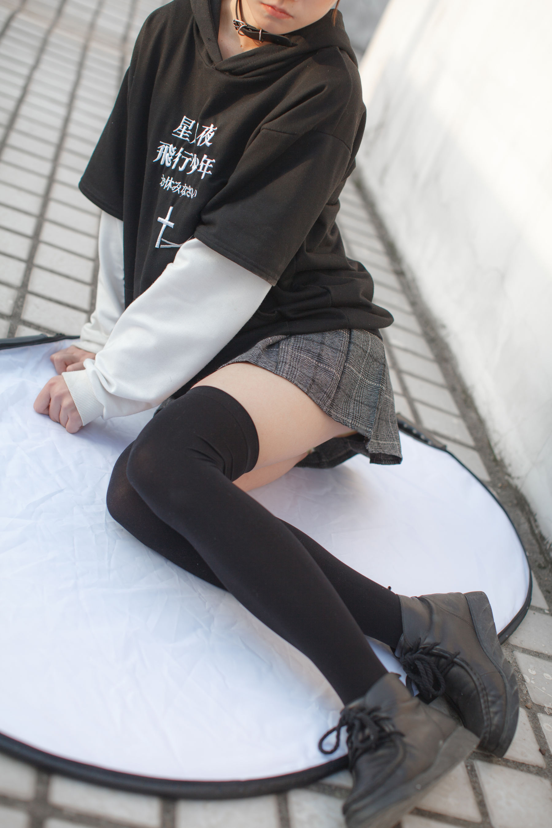 [少女秩序] EXVOL.004 项圈少女过膝黑丝_第3张