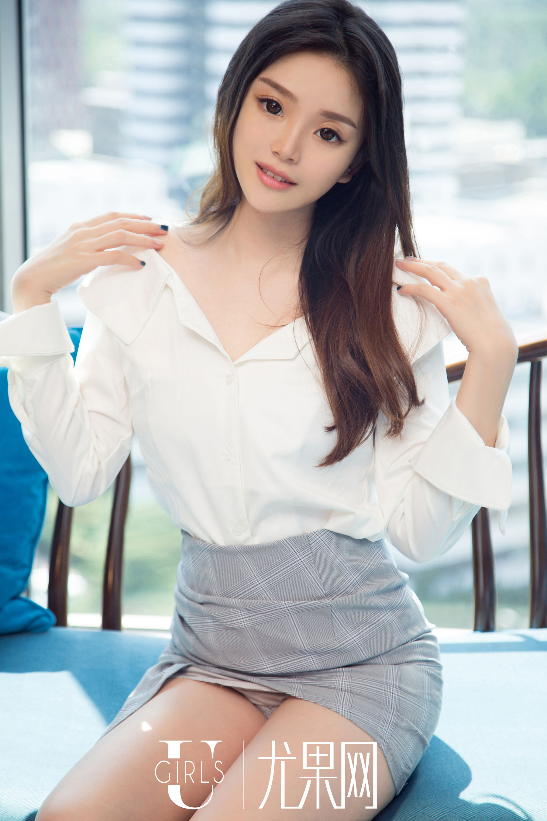 模特Mina《浪漫主题的现代诗歌》 [尤果Ugirls] U375_第1张