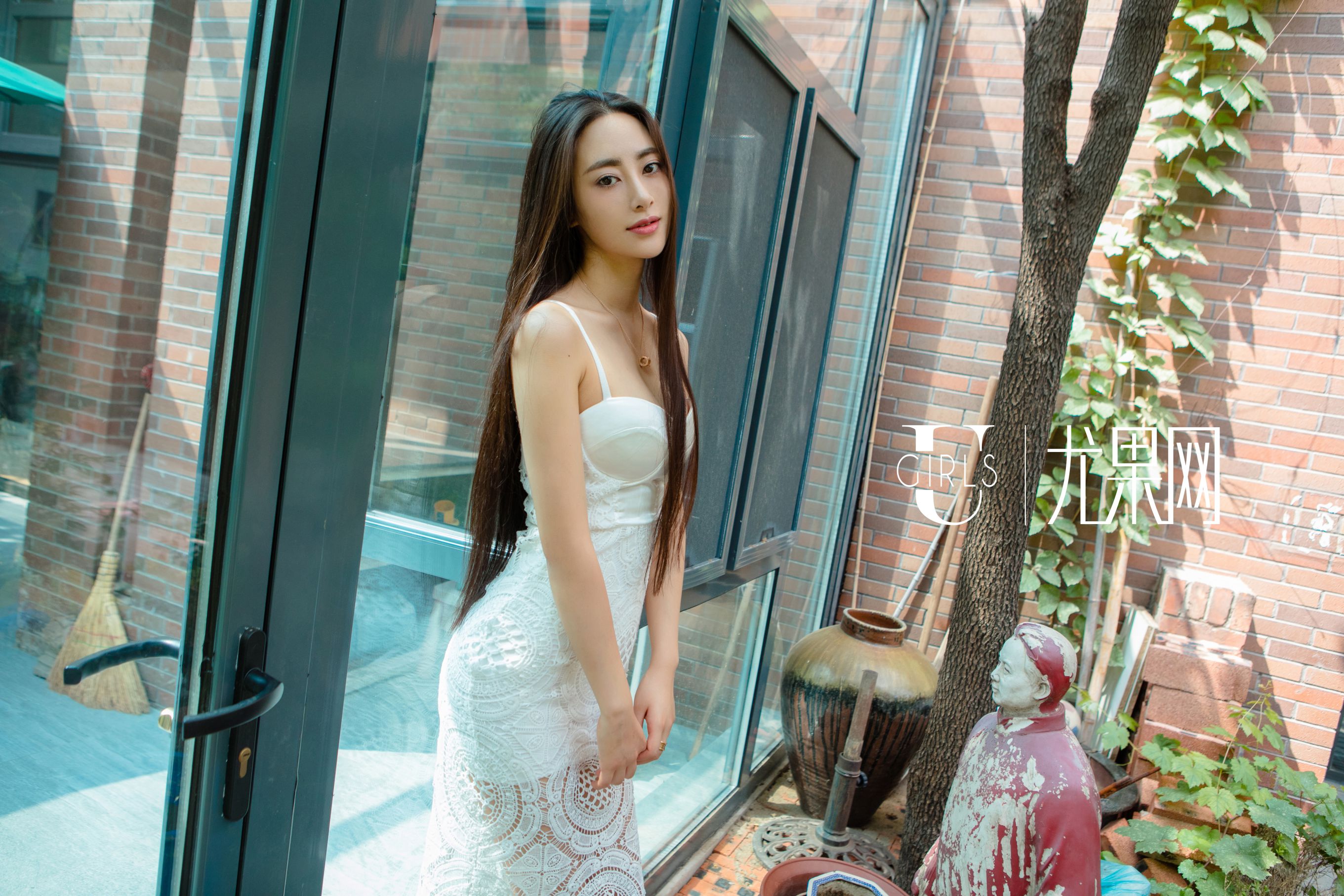 [尤果网Ugirls] U206 飞Angelababy/穆菲菲_第4张