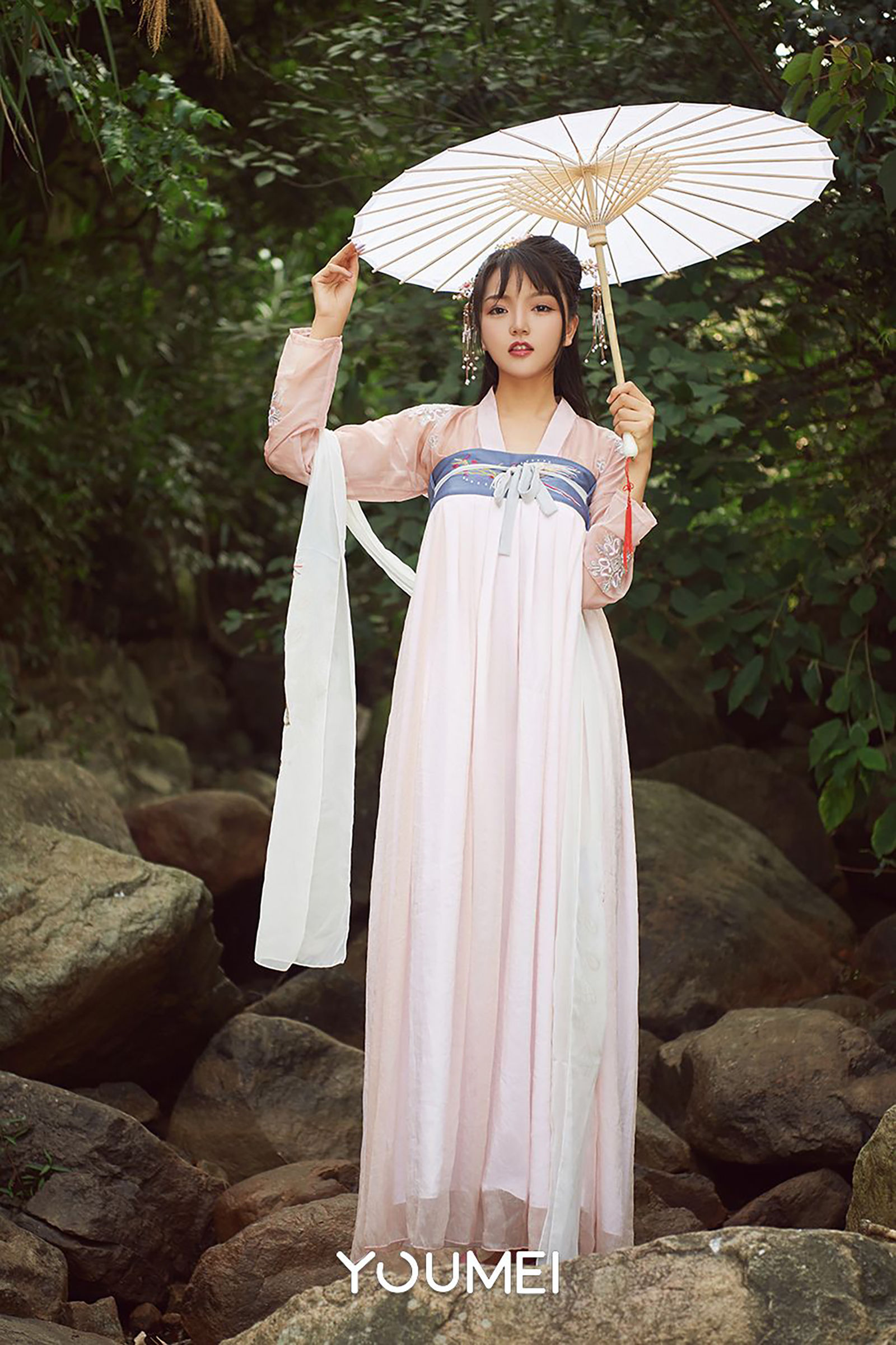 [尤美YouMei] Vol.048 尤美合辑 山中奇遇_第3张