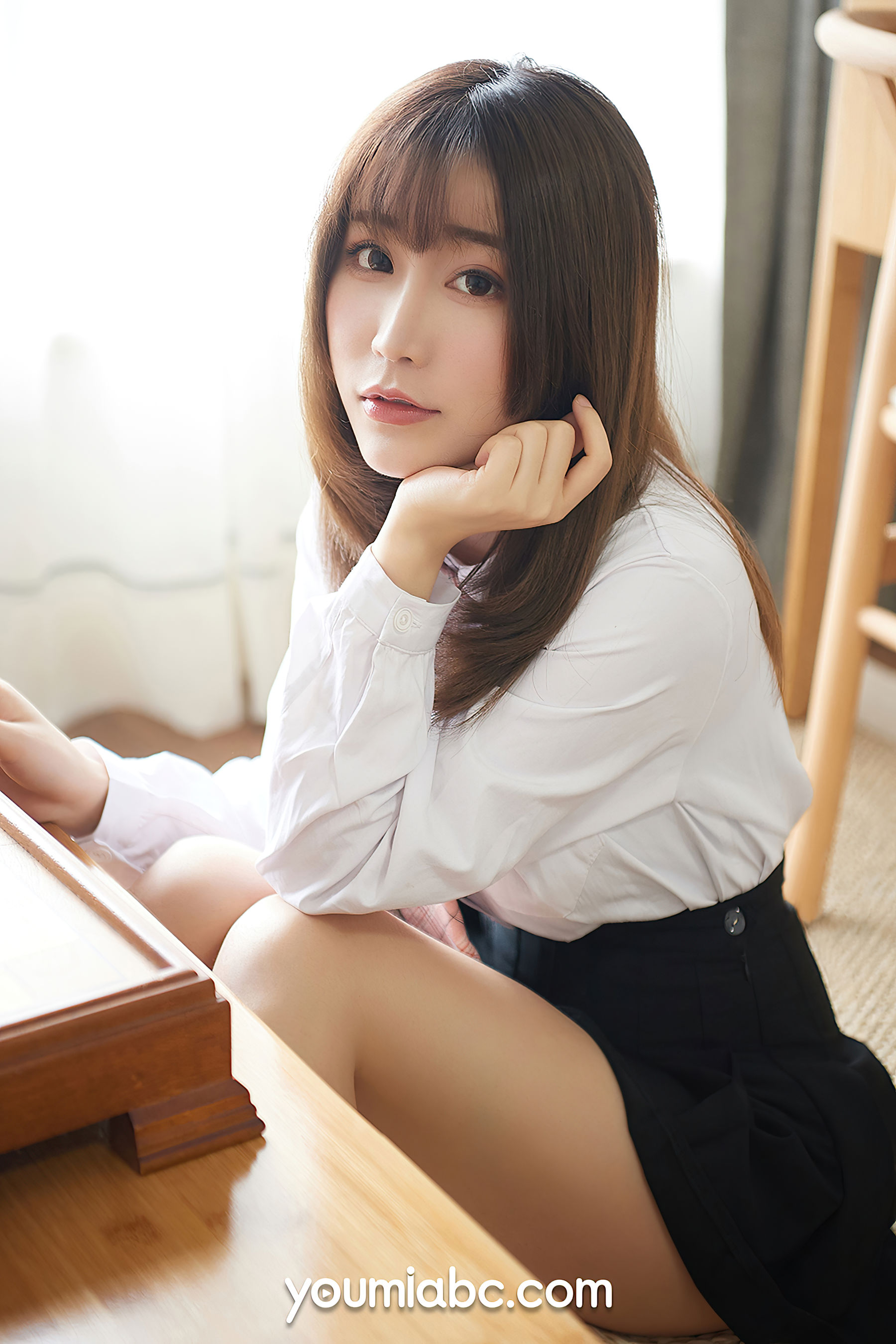 [尤蜜YouMiabc]  绯月樱-Cherry 学生妹の制服诱惑_第2张