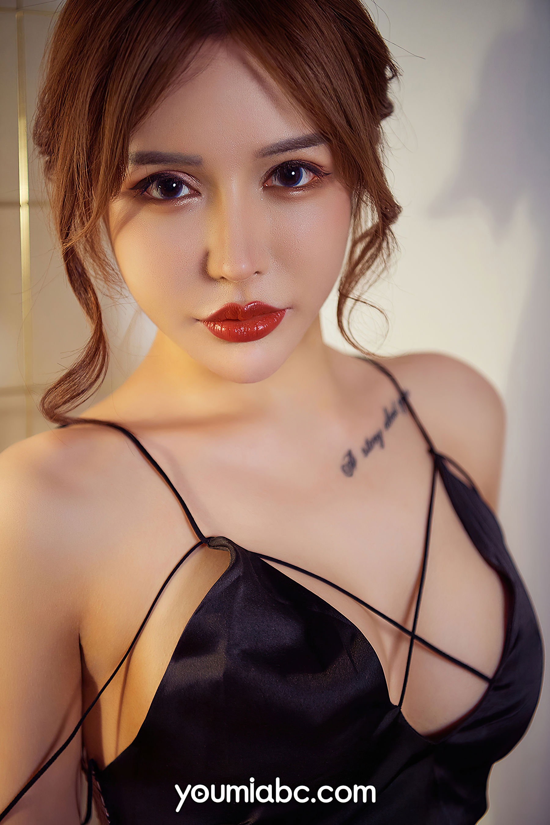 [尤蜜YouMi]  可可 夜晚の情调_第5张