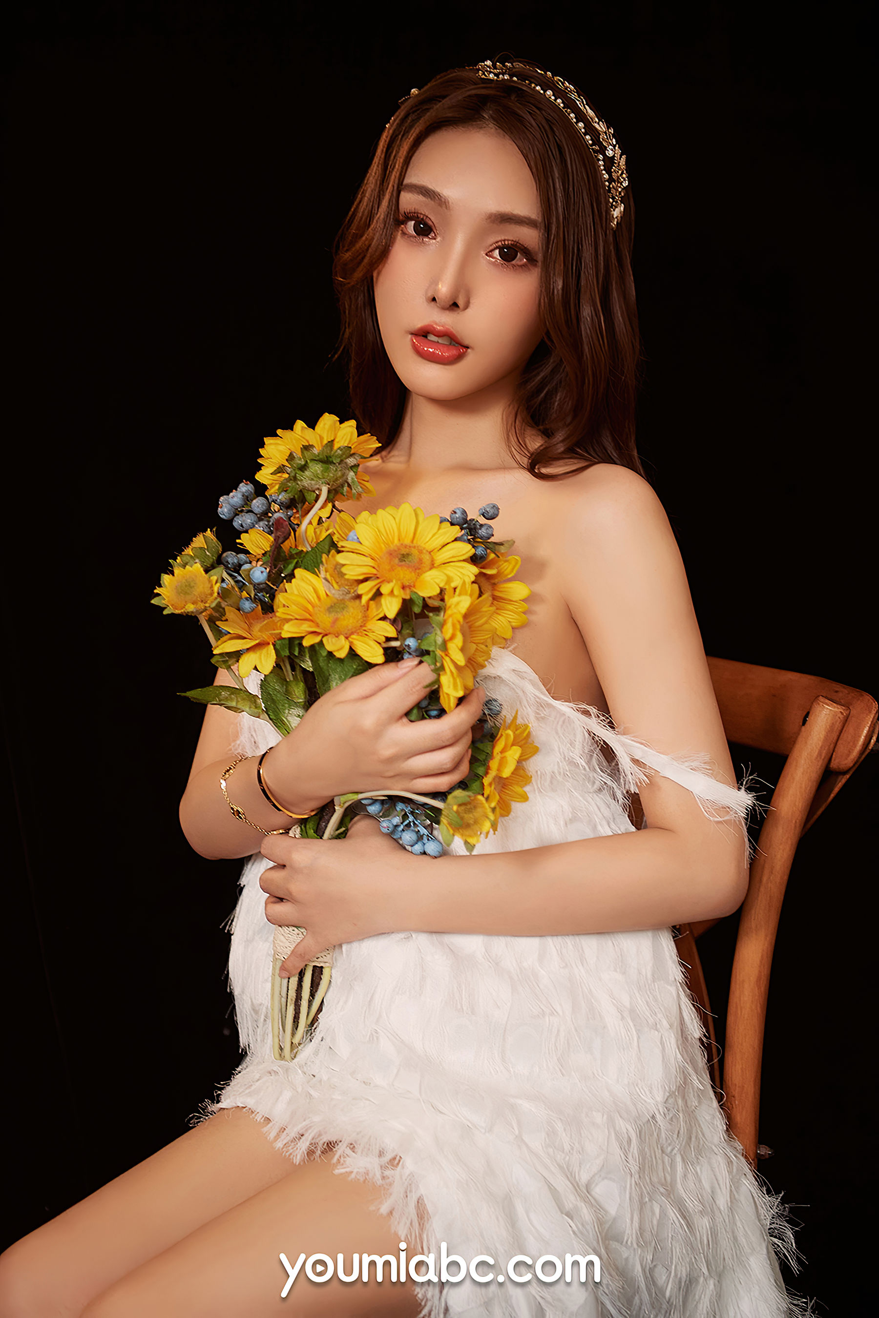 [尤蜜YouMi]  陈圆圆 向日葵の思量_第4张