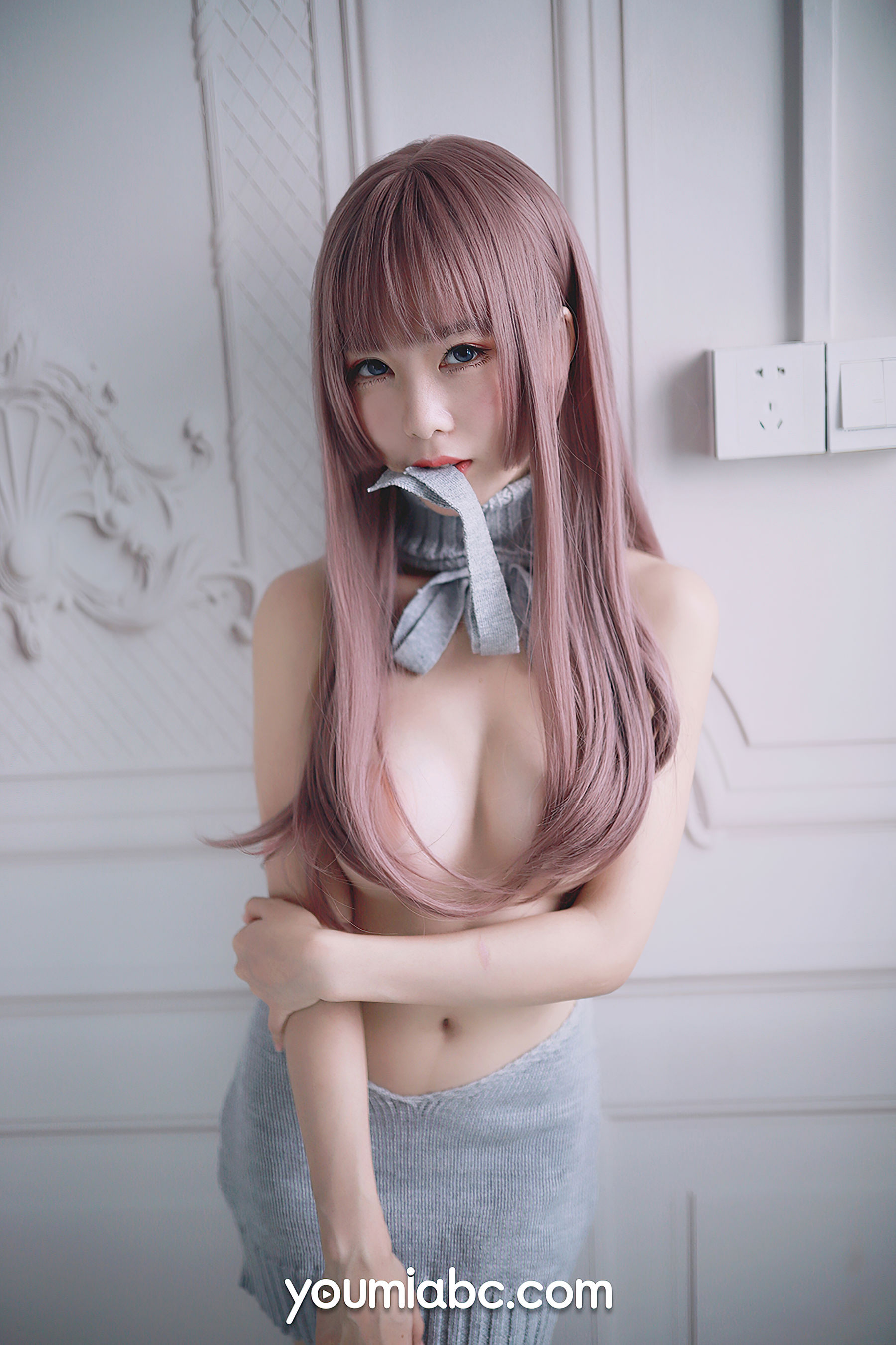 [尤蜜YouMi]  抖娘利世 未拆的礼物_第3张