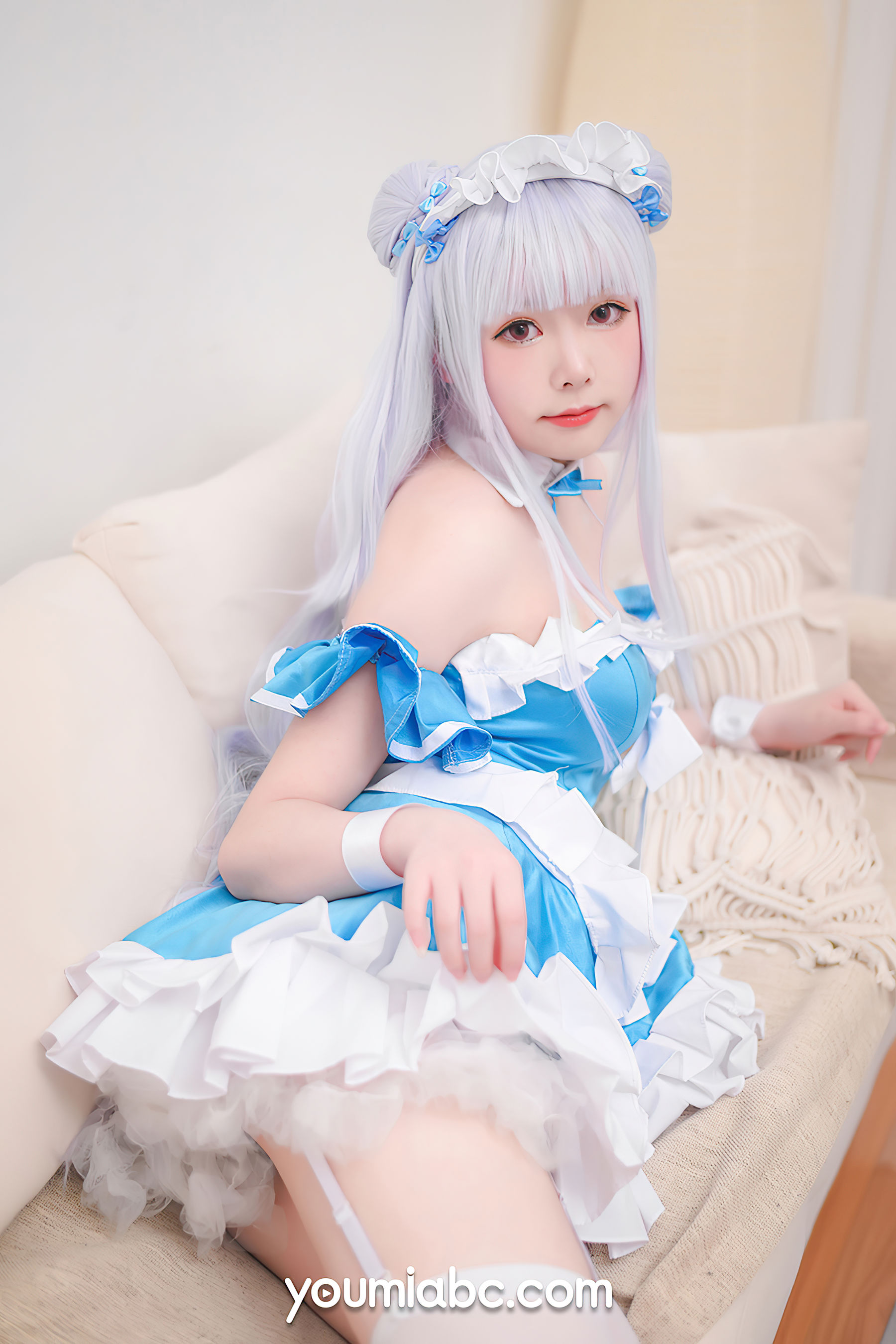 [尤蜜YouMi]  向小圆 小天鹅女仆_第2张