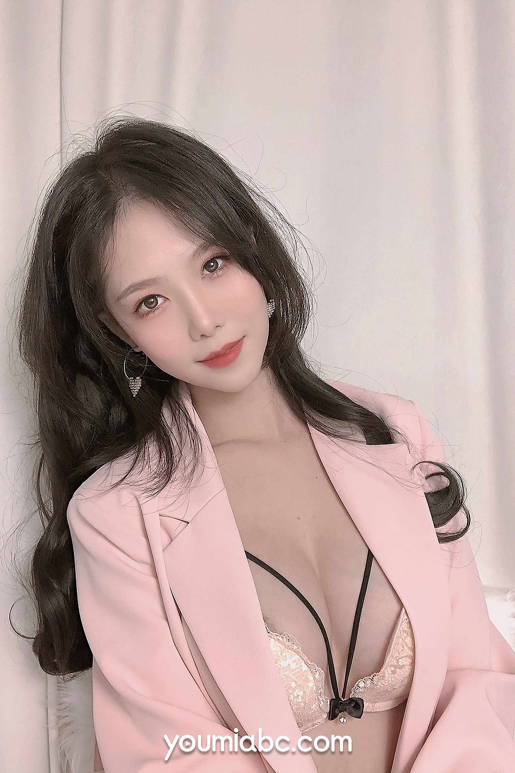 [尤蜜YouMiabc]  抖娘利世 桃子陷阱_第3张