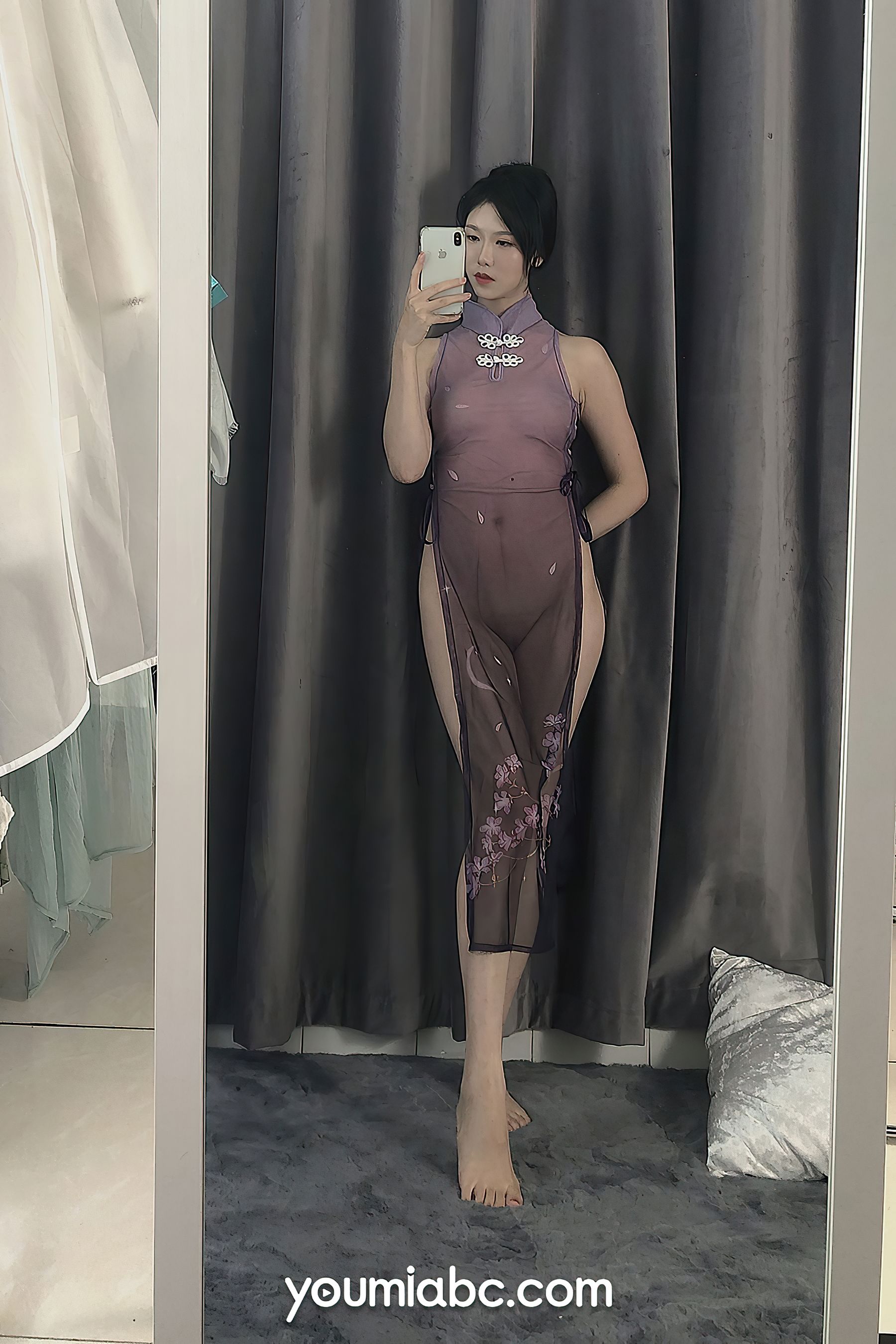 [尤蜜YouMiabc]  抖娘利世 江南烟雨紫_第2张