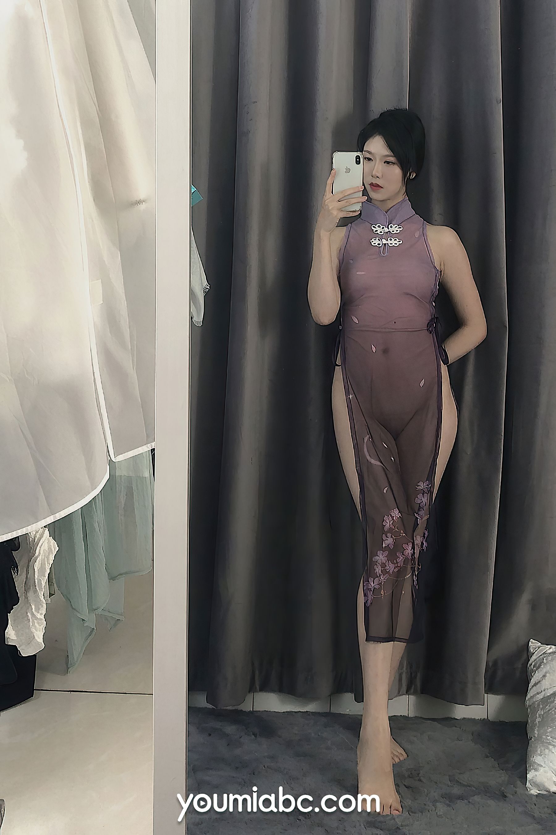 [尤蜜YouMiabc]  抖娘利世 江南烟雨紫_第3张