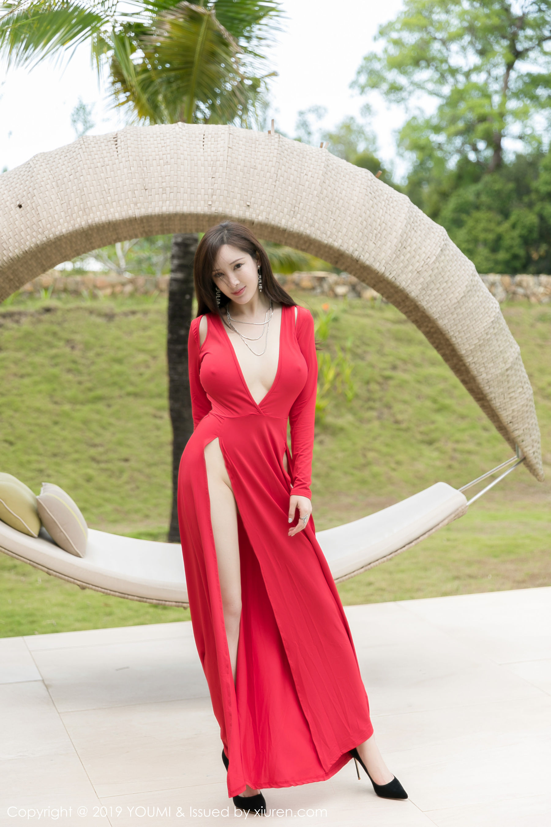 [尤蜜荟YouMi] Vol.383 奶瓶土肥圆矮挫丑黑穷_第2张