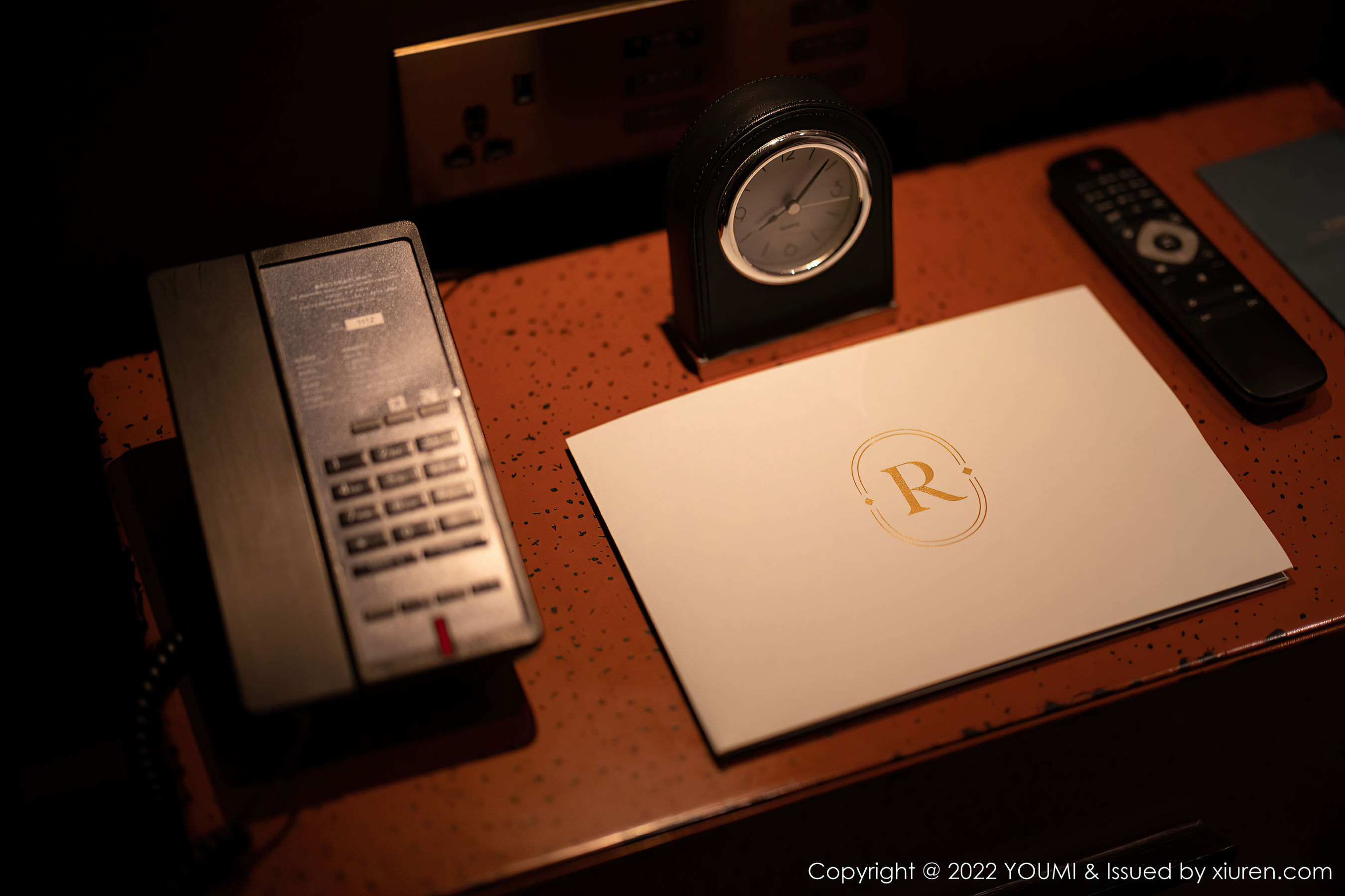 [尤蜜荟YouMi] Vol.816 奶瓶土肥圆矮挫丑黑穷_第3张