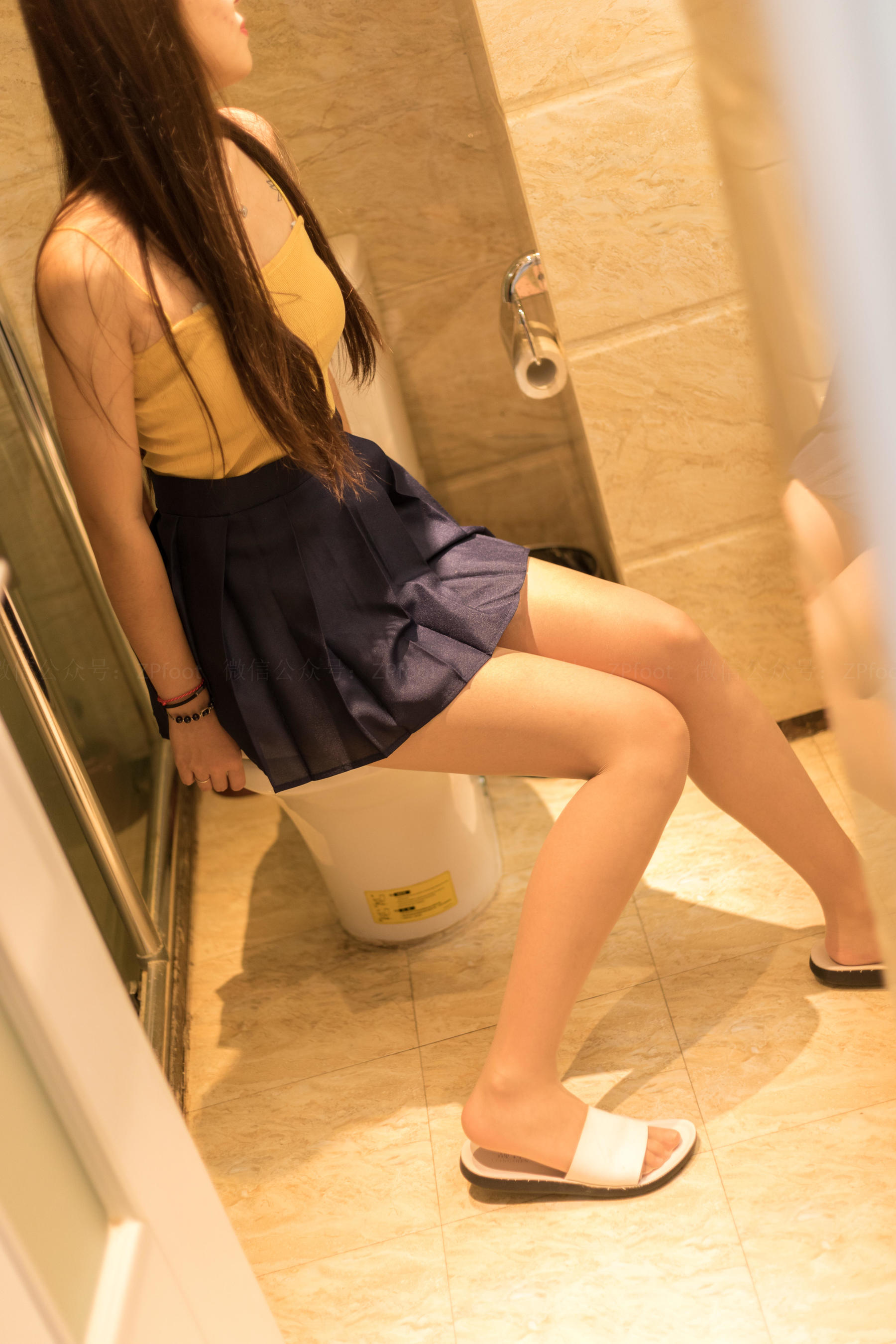 [山茶摄影LSS] NO.031  卫生间脱丝_第2张