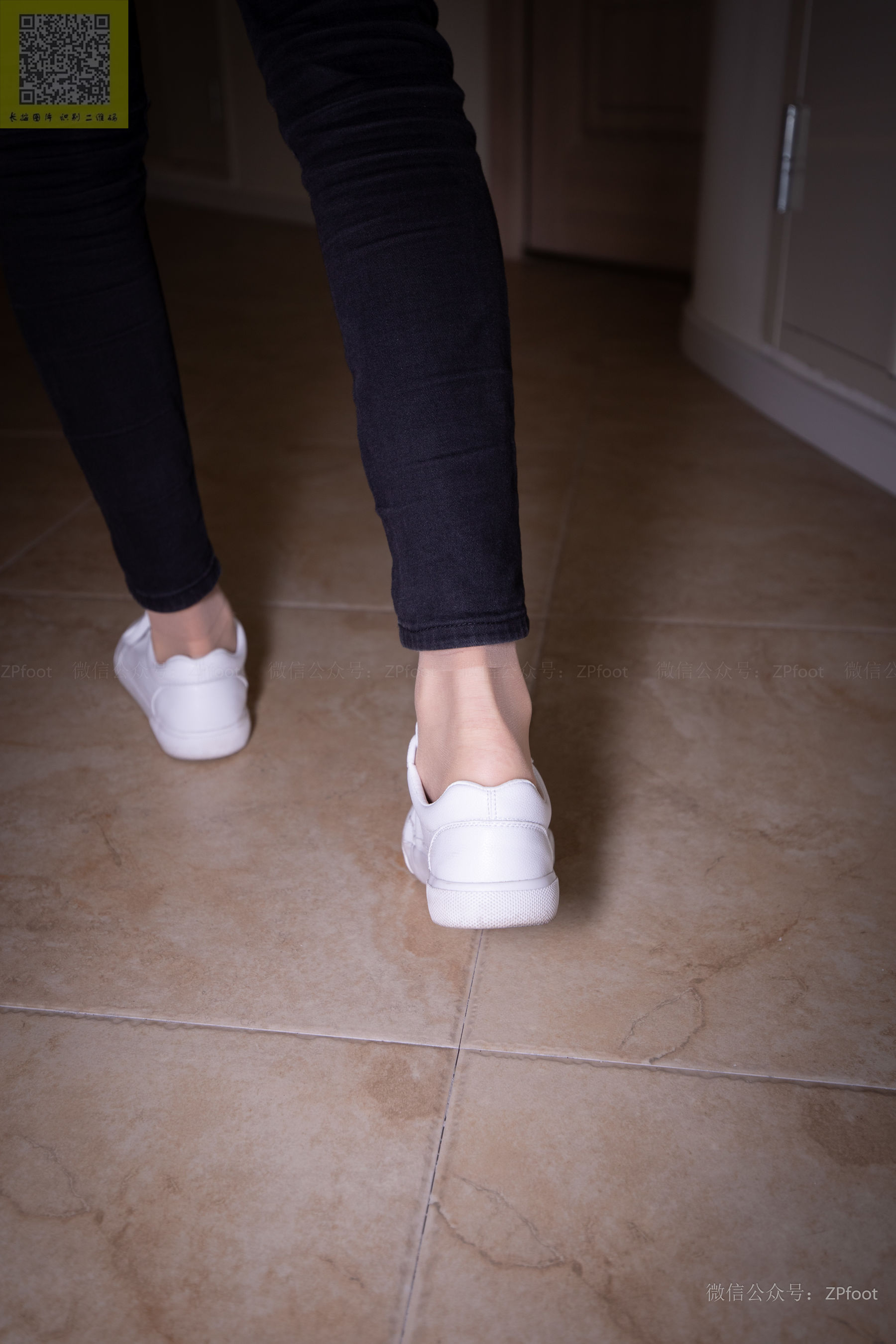 [山茶摄影LSS] NO.086  进门就把袜子脱了洗了_第5张