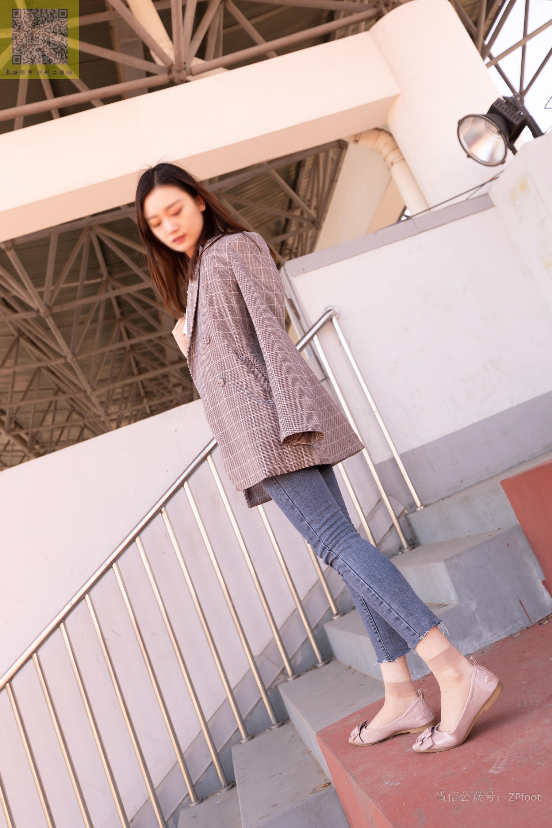 [山茶摄影LSS] NO.090 Baby Baby的操场短丝_第1张