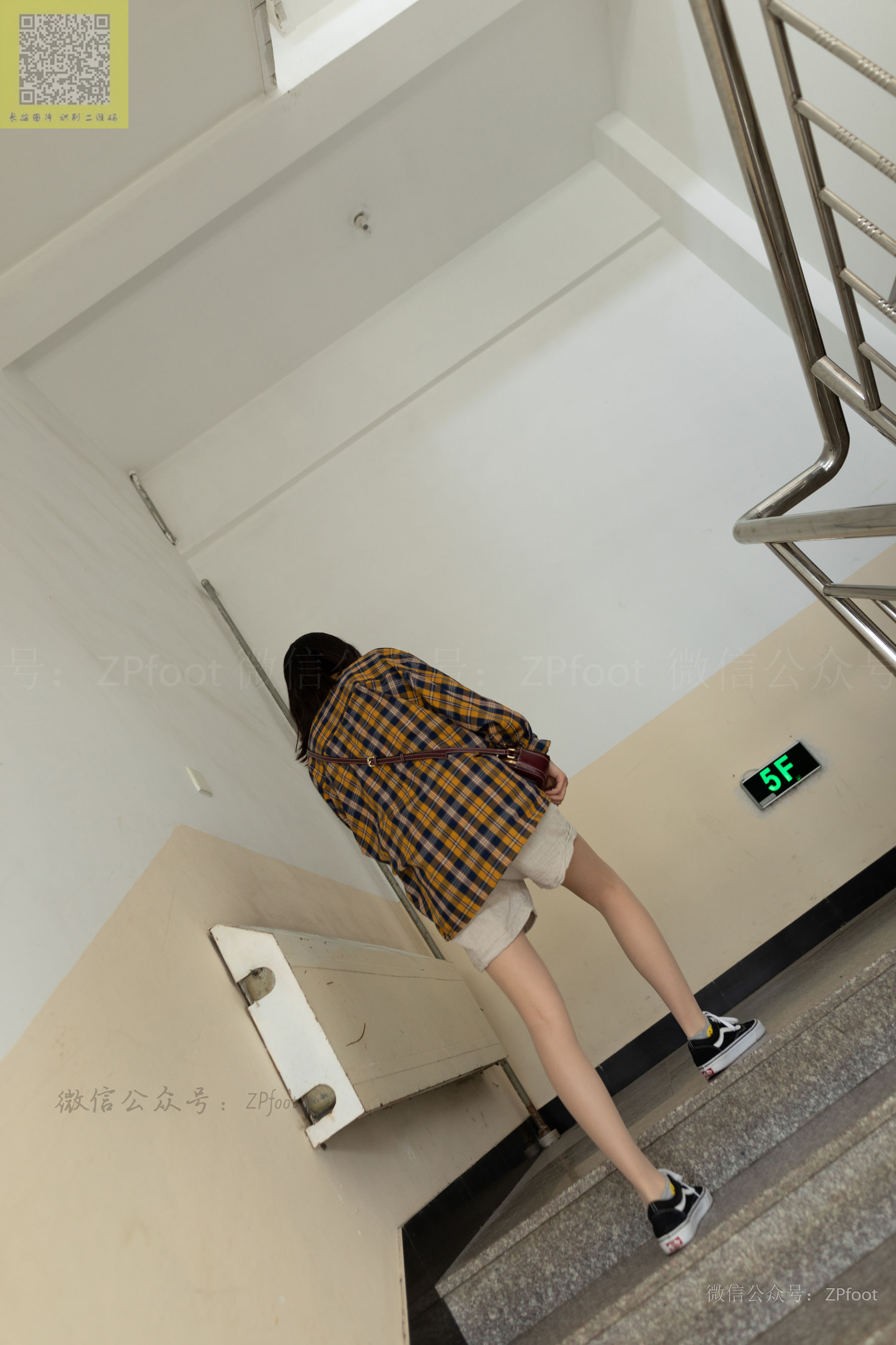 [山茶摄影LSS] NO.123  学妹绵袜肉丝_第1张