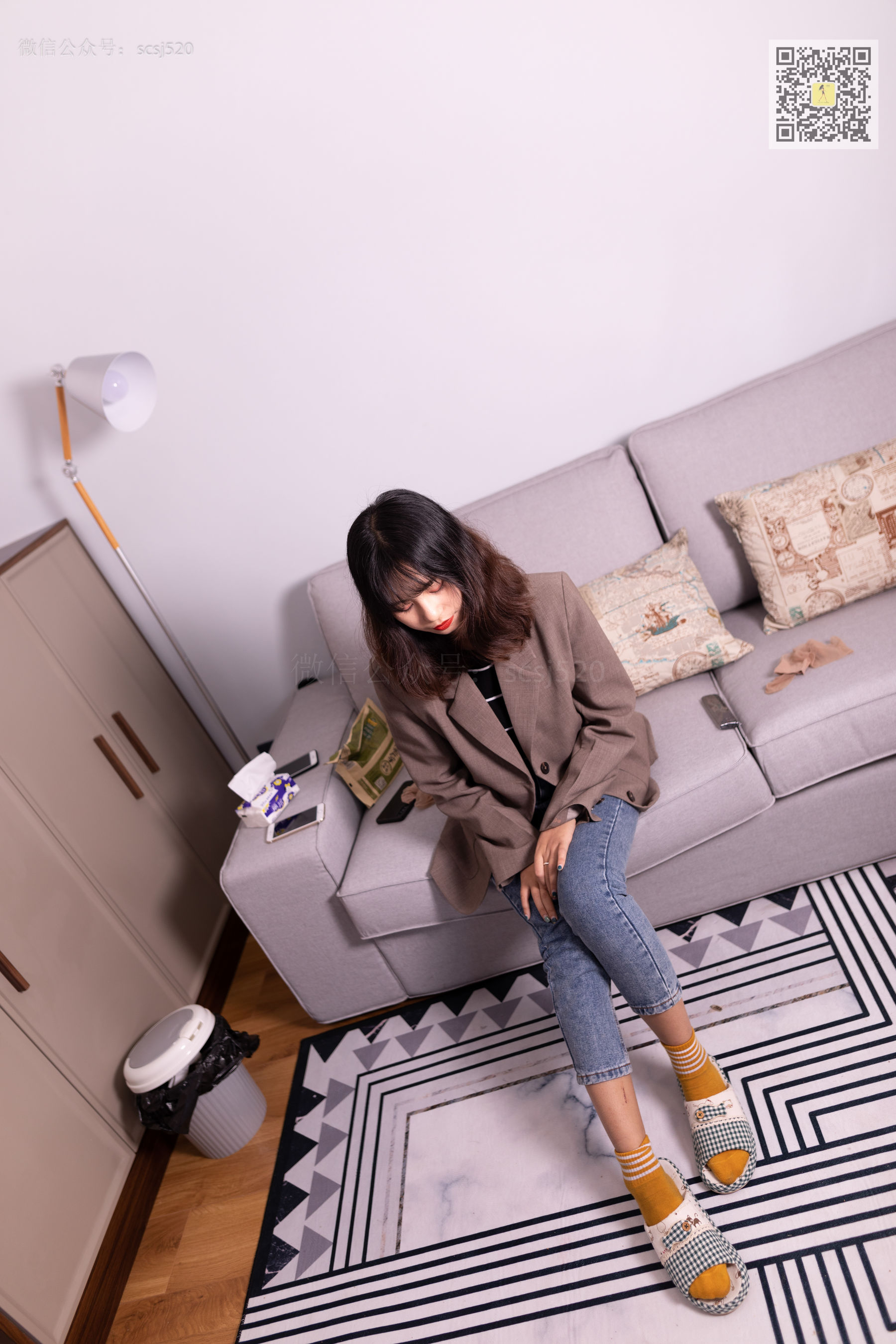 [山茶摄影LSS] NO.278 婷婷 丝袜棉袜哪个是你最爱_第2张